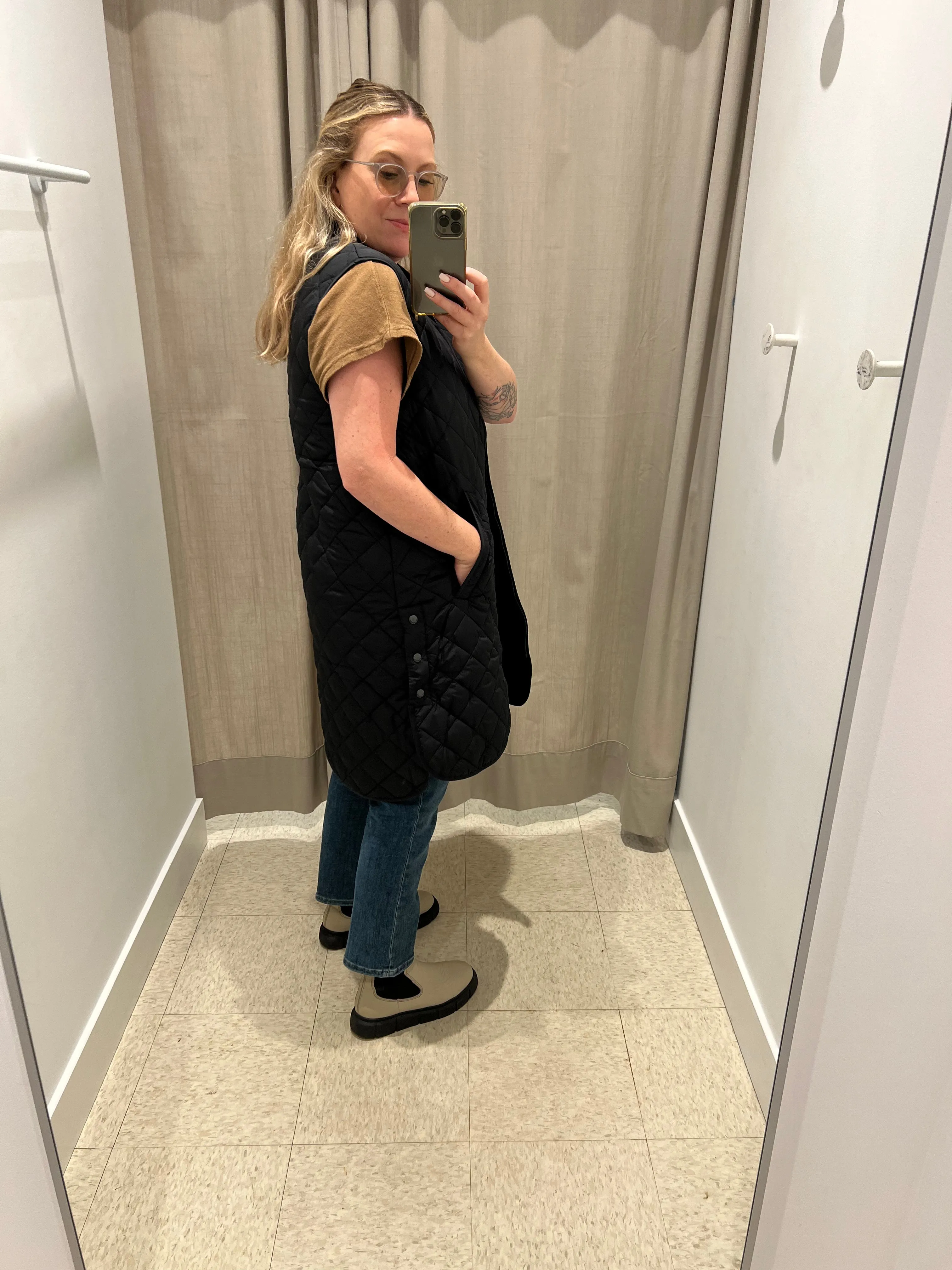 Ilse Jacobsen | Quilted Vest - Black sold by Fort product image thumbnail 3