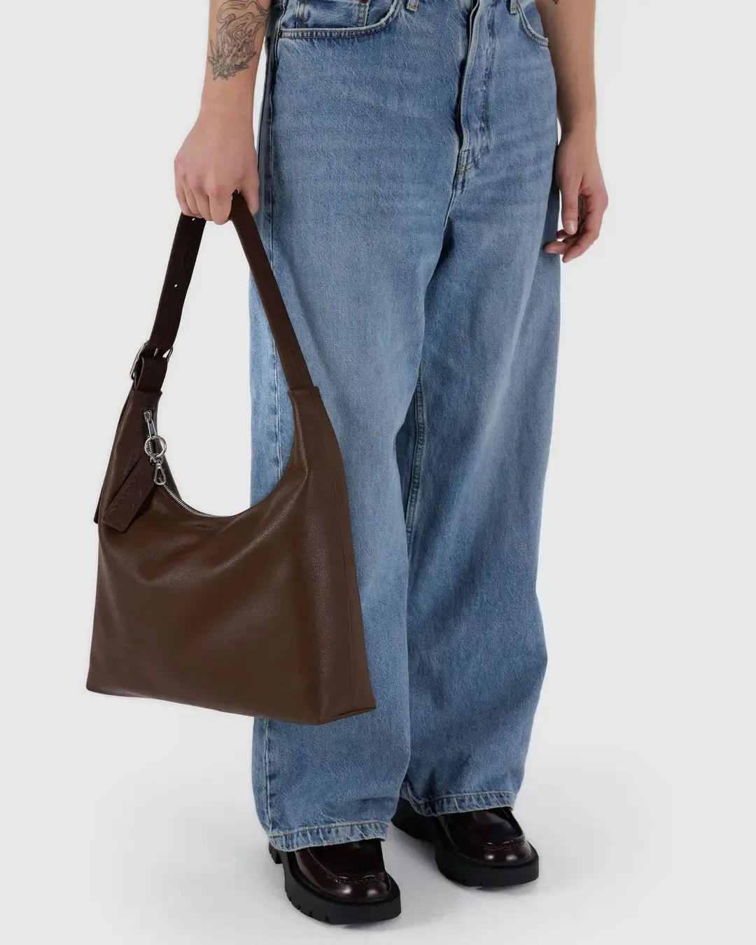 Baggu | Recycled Leather Shoulder Bag - Brown sold by Fort product image thumbnail 4