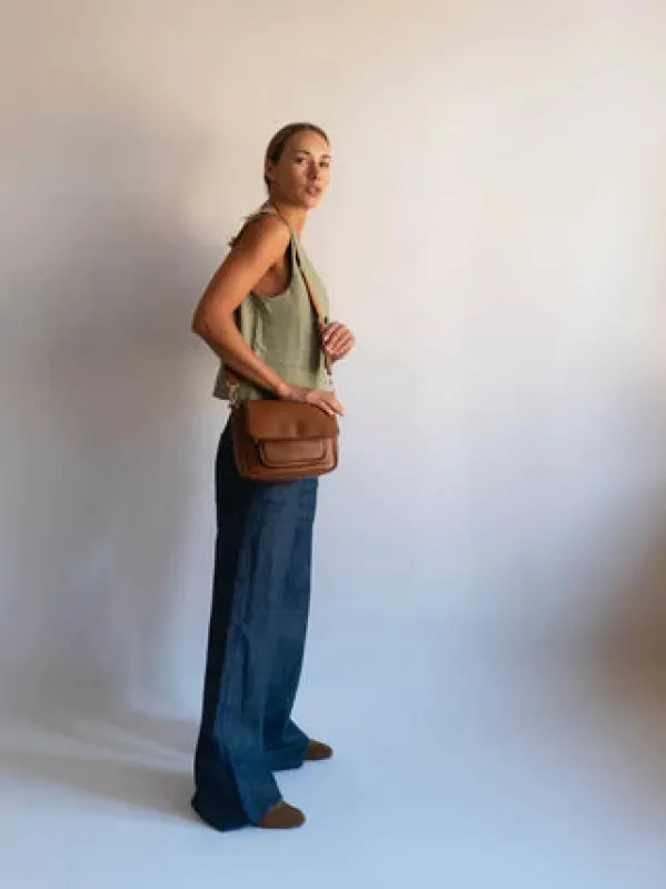 HVISK | Cayman Pocket Puffer Soft Structure Bag- Brown sold by Fort