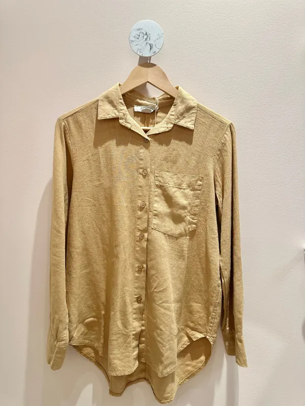 Astrid | Woven Shirt, Linen - Caramel sold by Fort