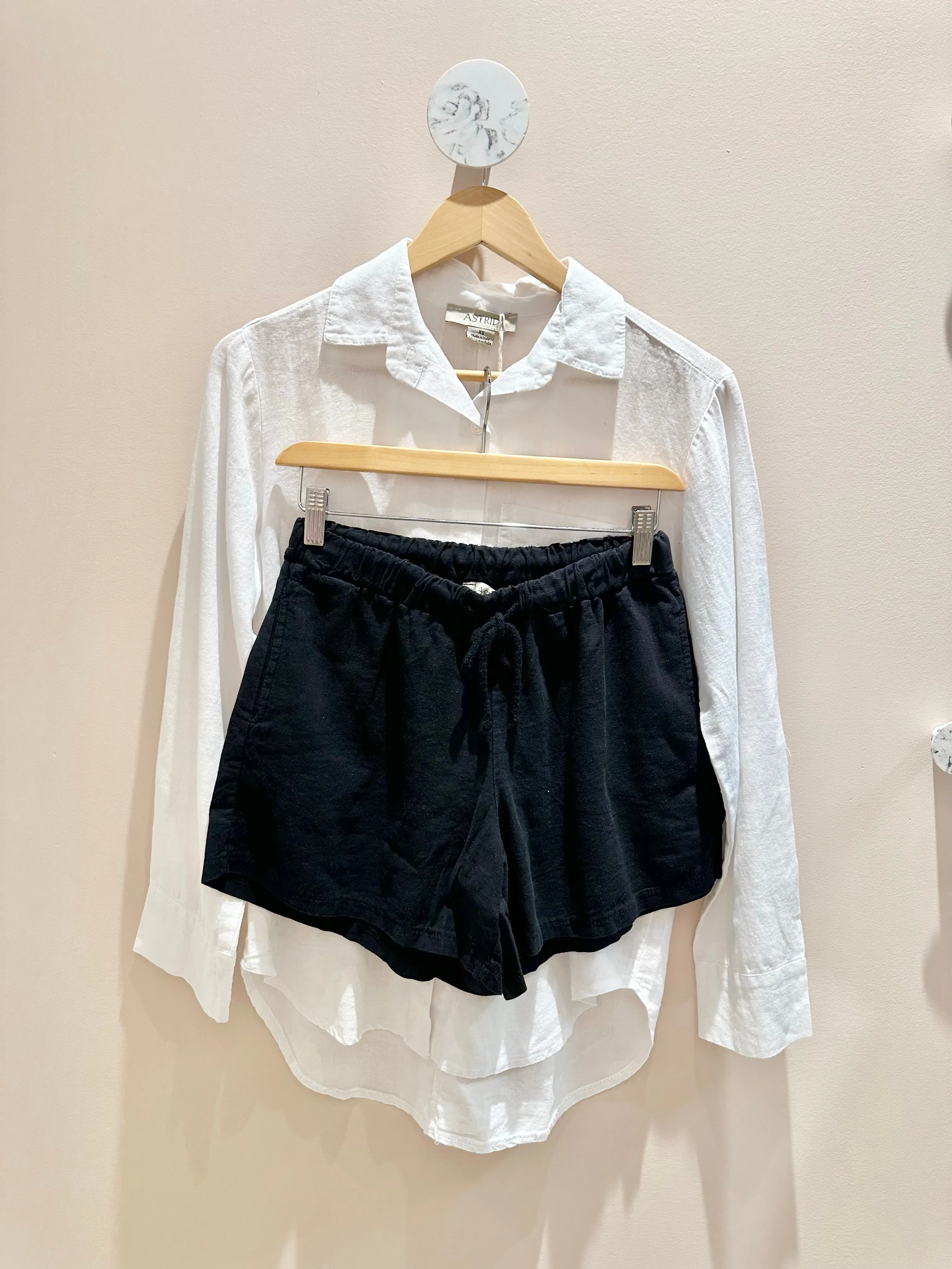 Astrid | Woven Shorts, Linen - Black sold by Fort