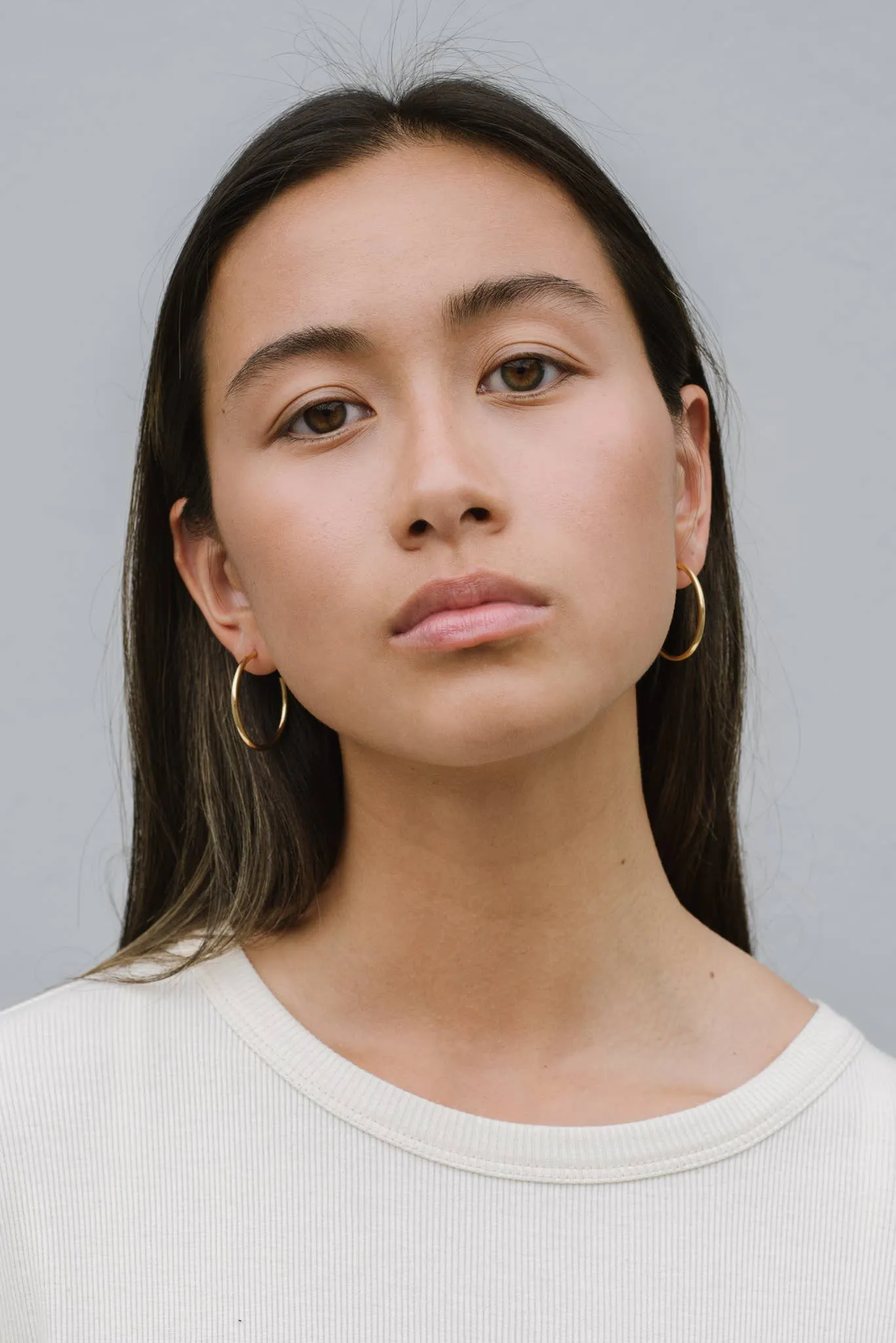Kara Yoo | Arlo Large Hoops - Gold sold by Fort product image thumbnail 3