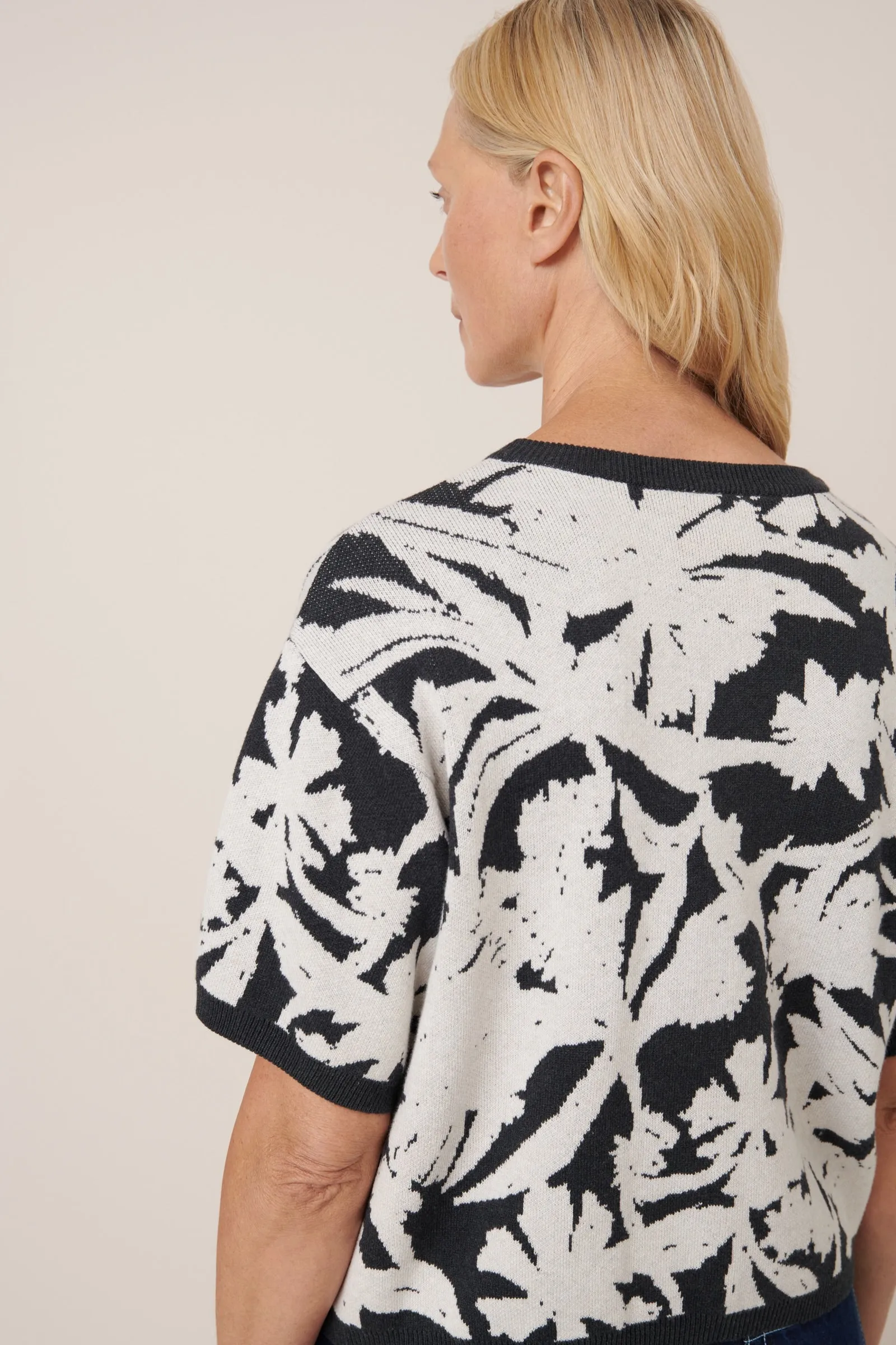 KOWTOW | Etched Top sold by Fort product image thumbnail 4