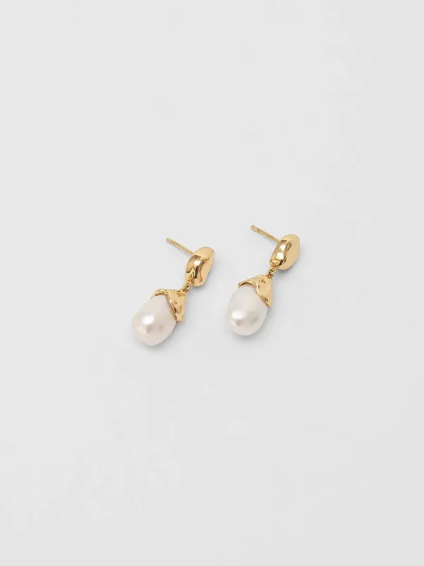 Wolf Circus | Pearl Drop Earring in Gold sold by Fort