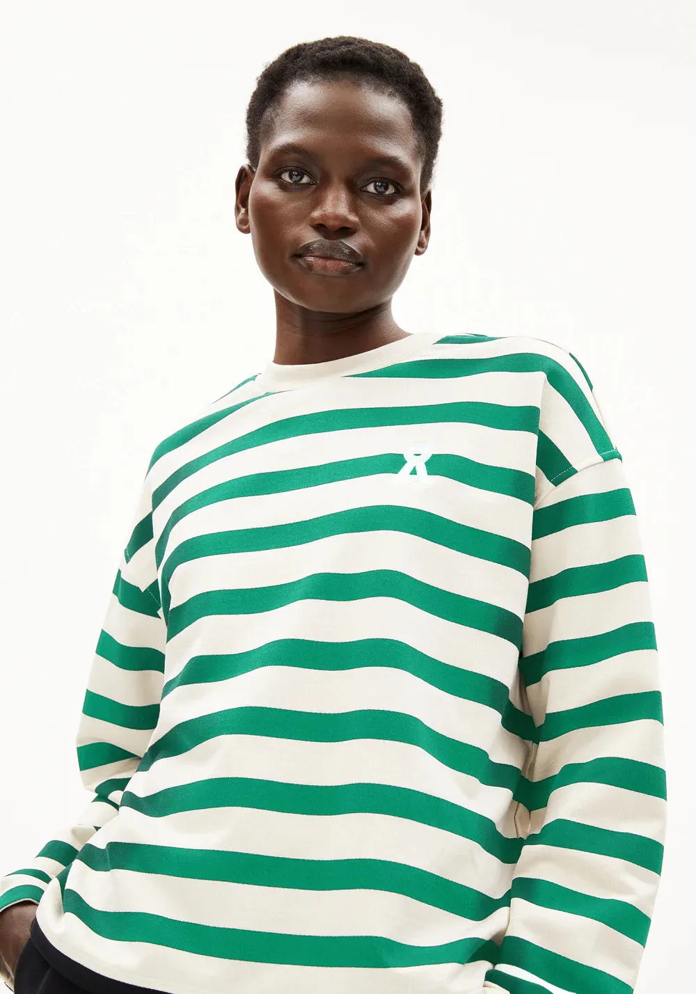 ARMEDANGELS | Frankaa Iconic Å Bold Sweatshirt - Undyed/Emerald Green sold by Fort product image thumbnail 2