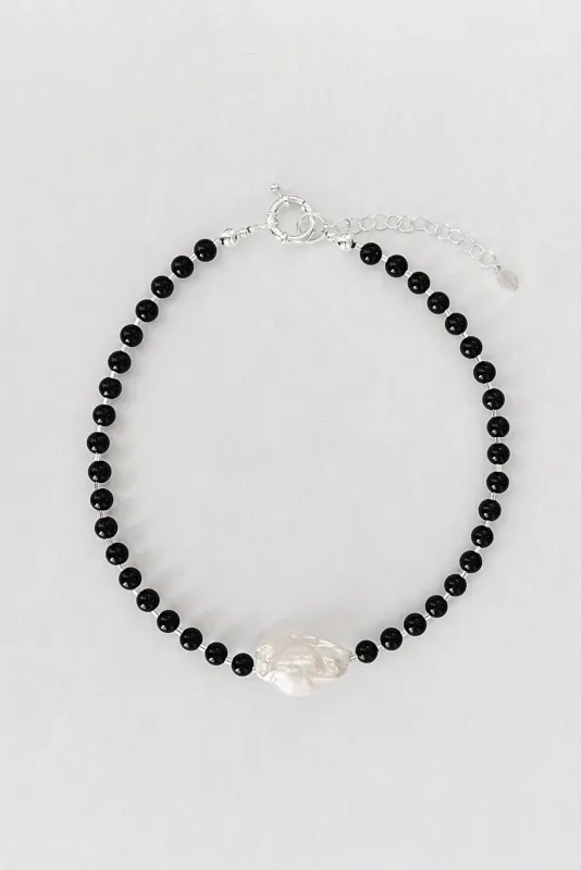 Kara Yoo | Mila II Necklace with Fireball Pearl - Black Agate made by Kara Yoo