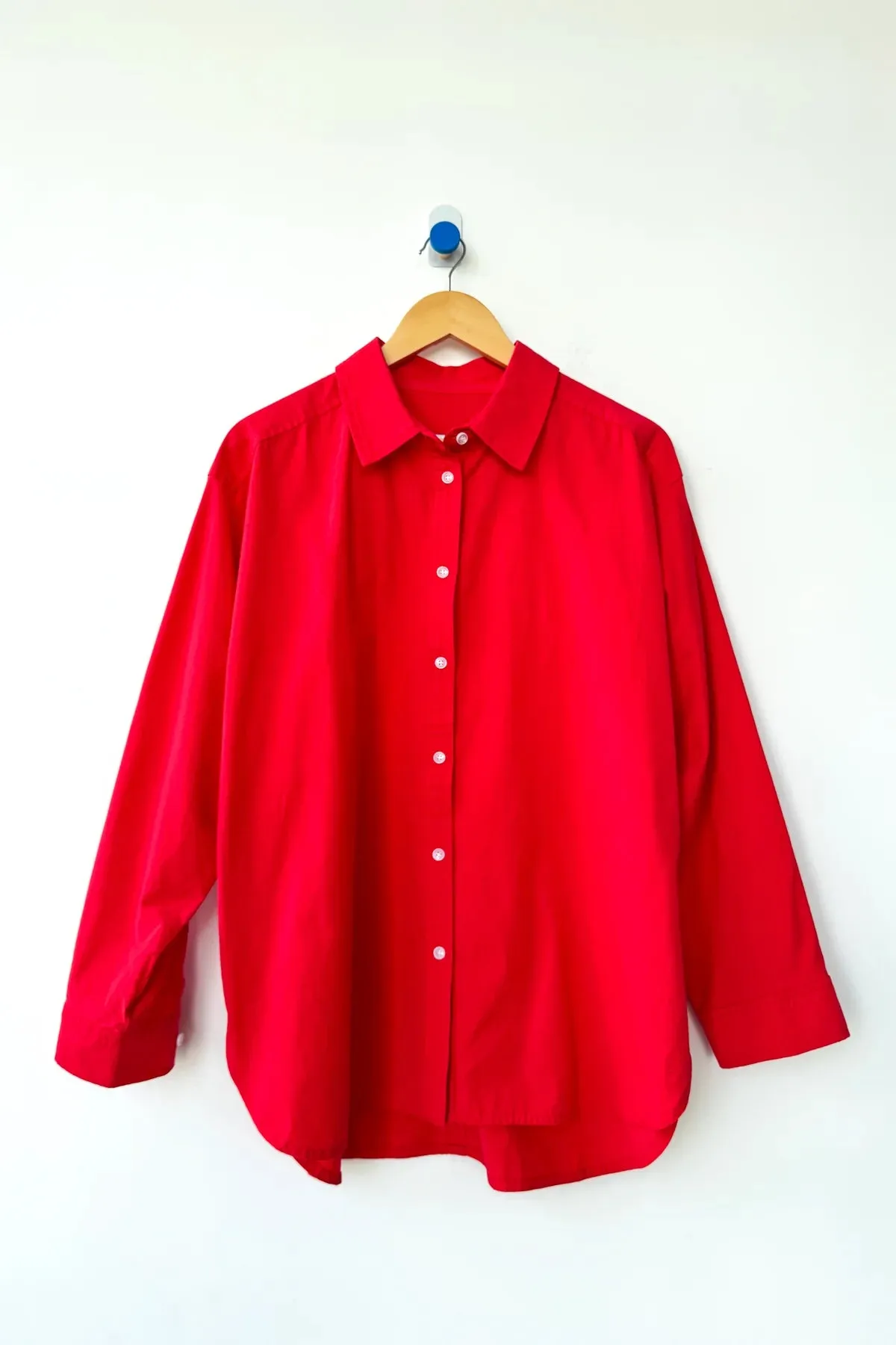 Le Bon Shoppe | Lightweight Owen Shirt - Red sold by Fort product image thumbnail 2