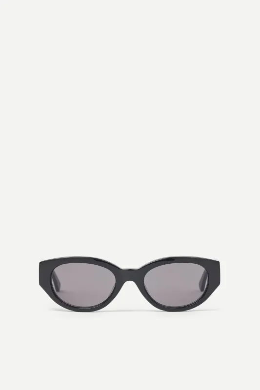 Samsøe Samsøe | Sajude Sunglasses - Black - Unisex sold by Fort