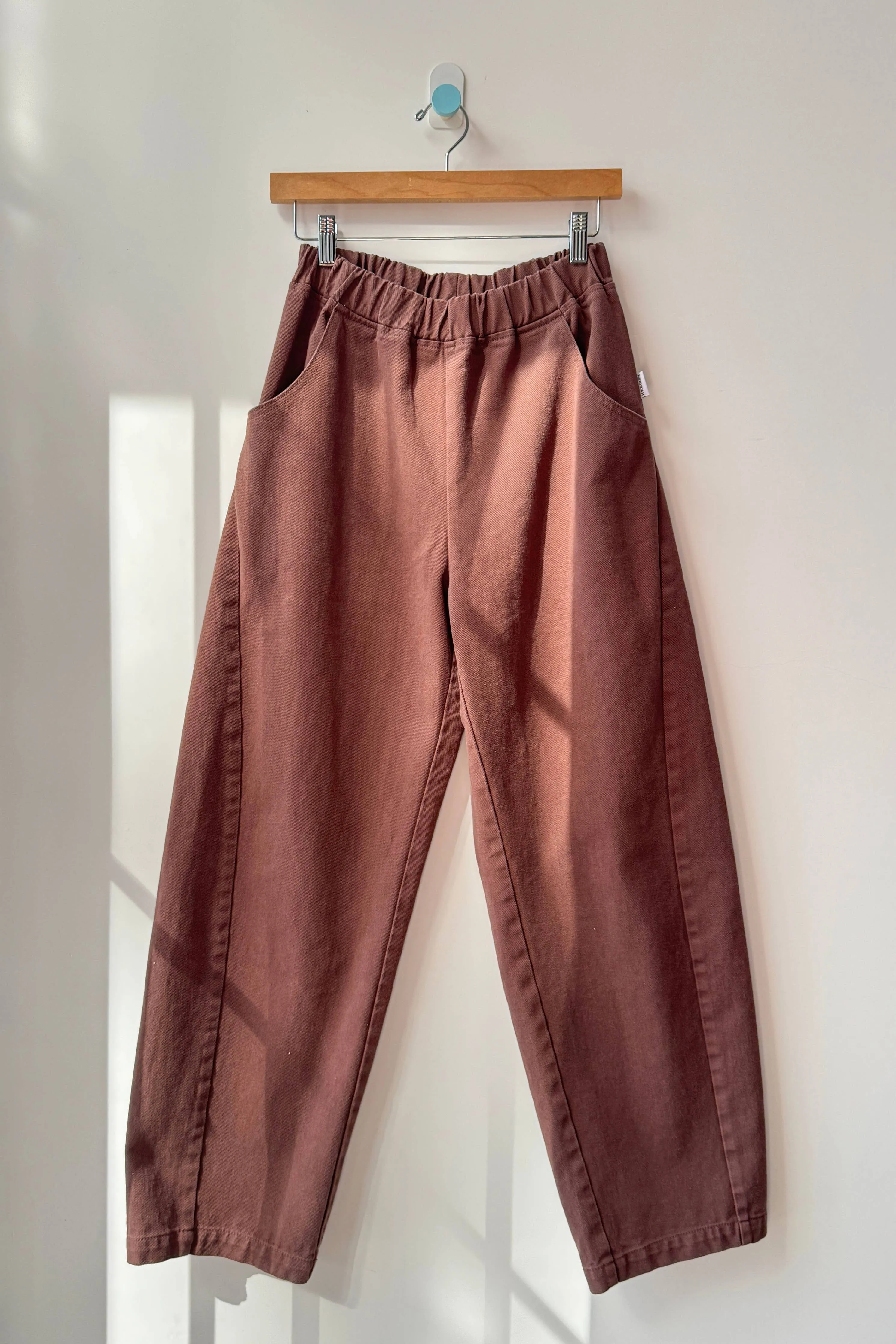 Le Bon Shoppe | LONG Arc Pants - Chocolate sold by Fort product image thumbnail 2