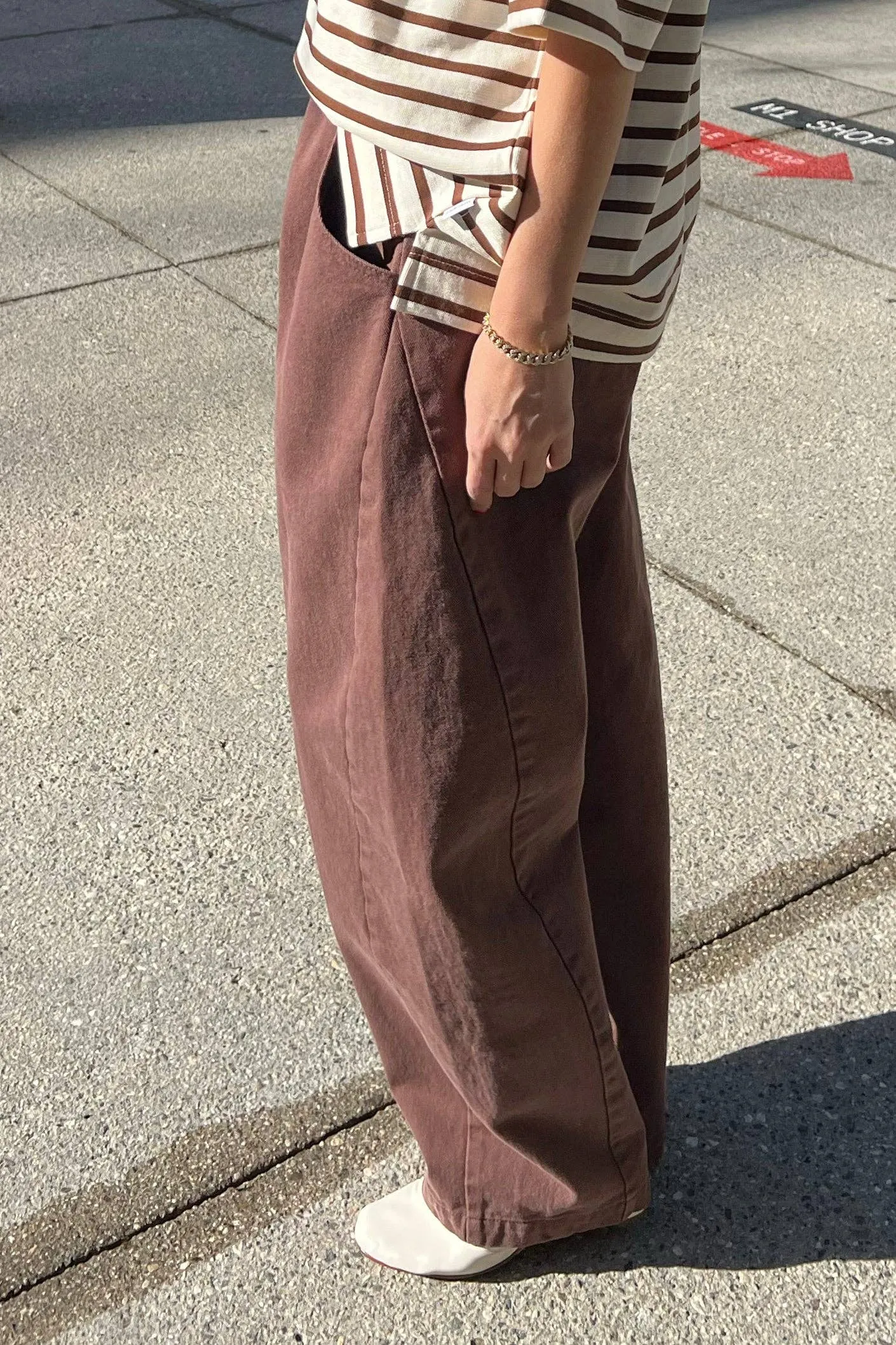 Le Bon Shoppe | LONG Arc Pants - Chocolate sold by Fort product image thumbnail 3