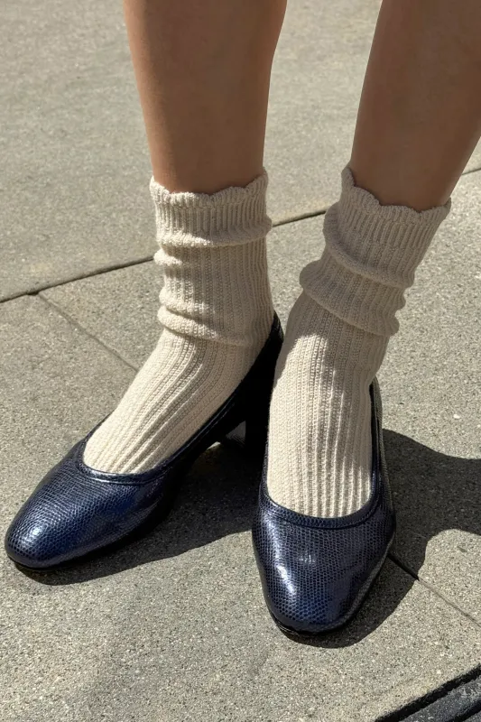 Le Bon Shoppe | Linen Scallop Socks - Naturel made by Fort