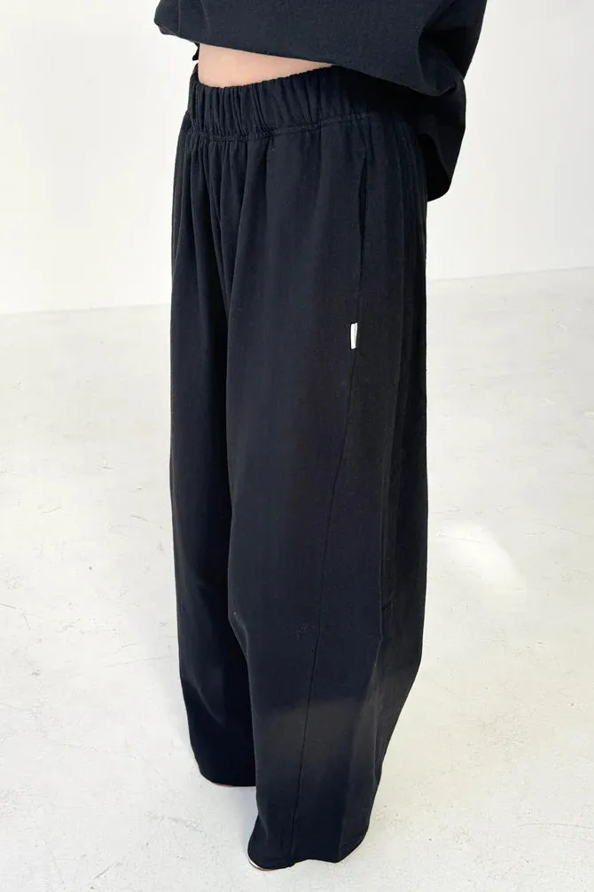 Le Bon Shoppe | Bare Pants - Black sold by Fort product image thumbnail 2