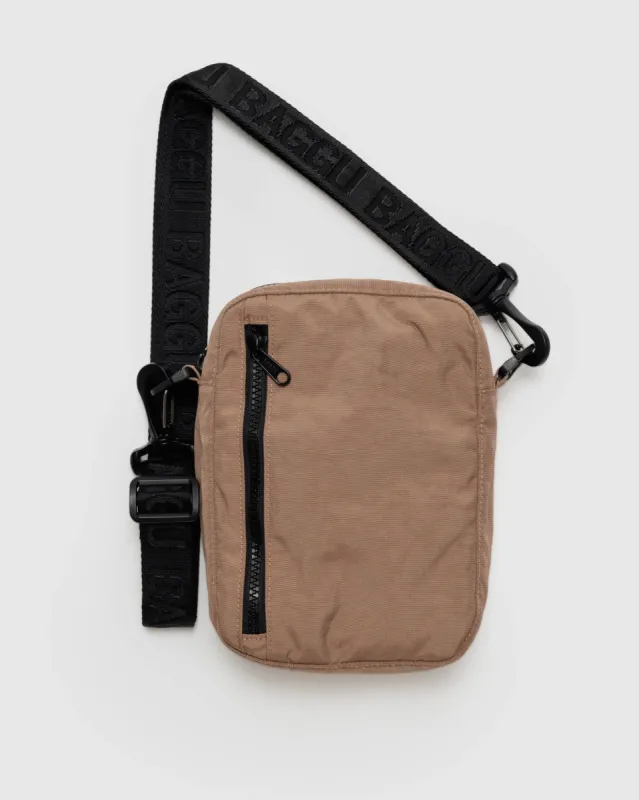 Baggu | Sport Crossbody - Cocoa sold by Fort