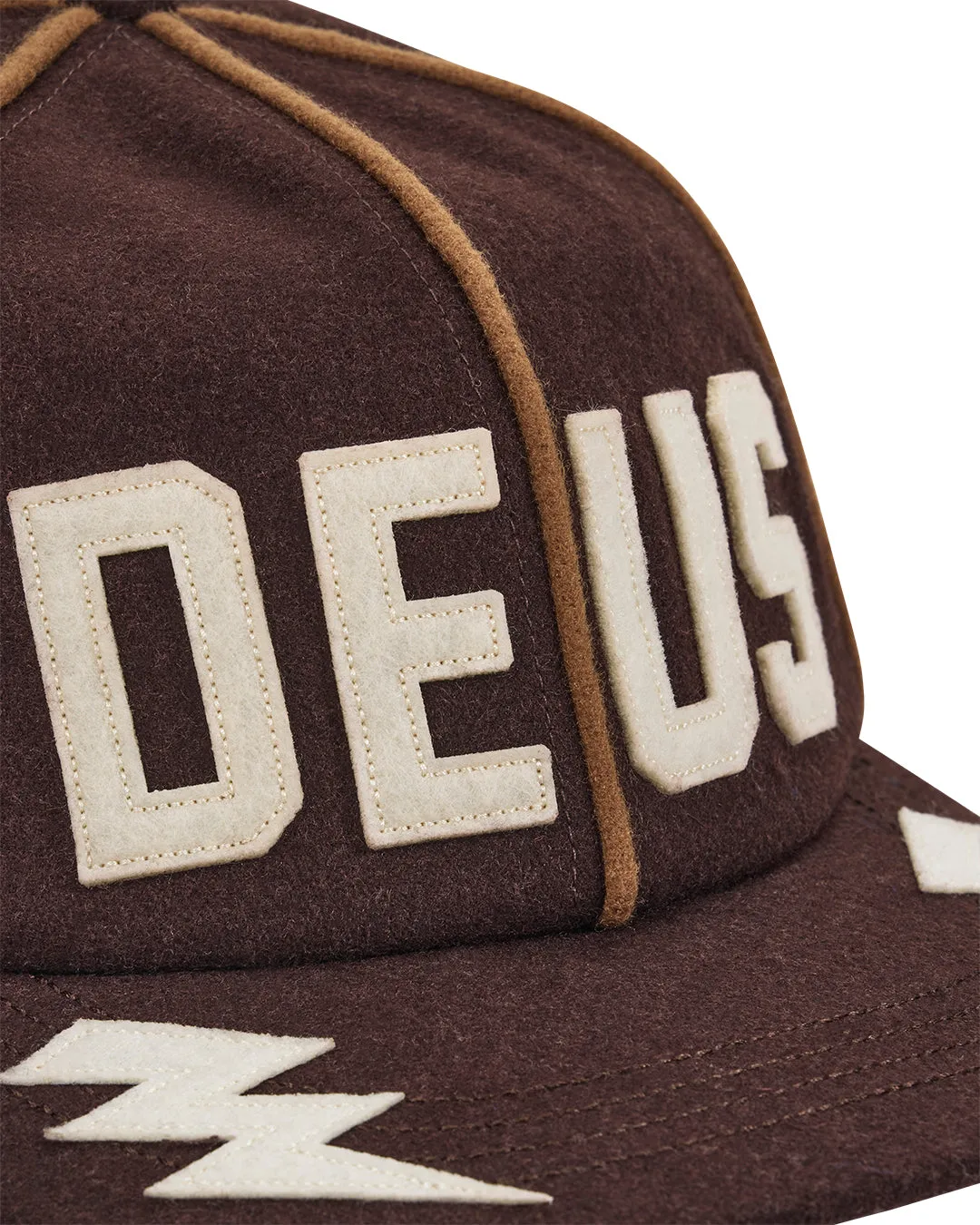 Restwell Cap - Potting Brown sold by Deus Ex Machina product image thumbnail 3