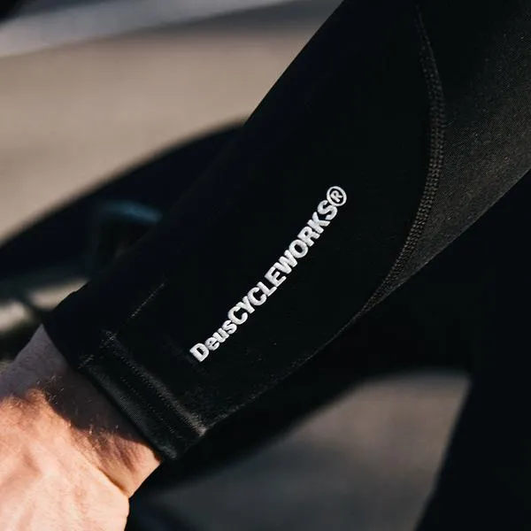 Arm Warmers - Black sold by Deus Ex Machina product image thumbnail 3