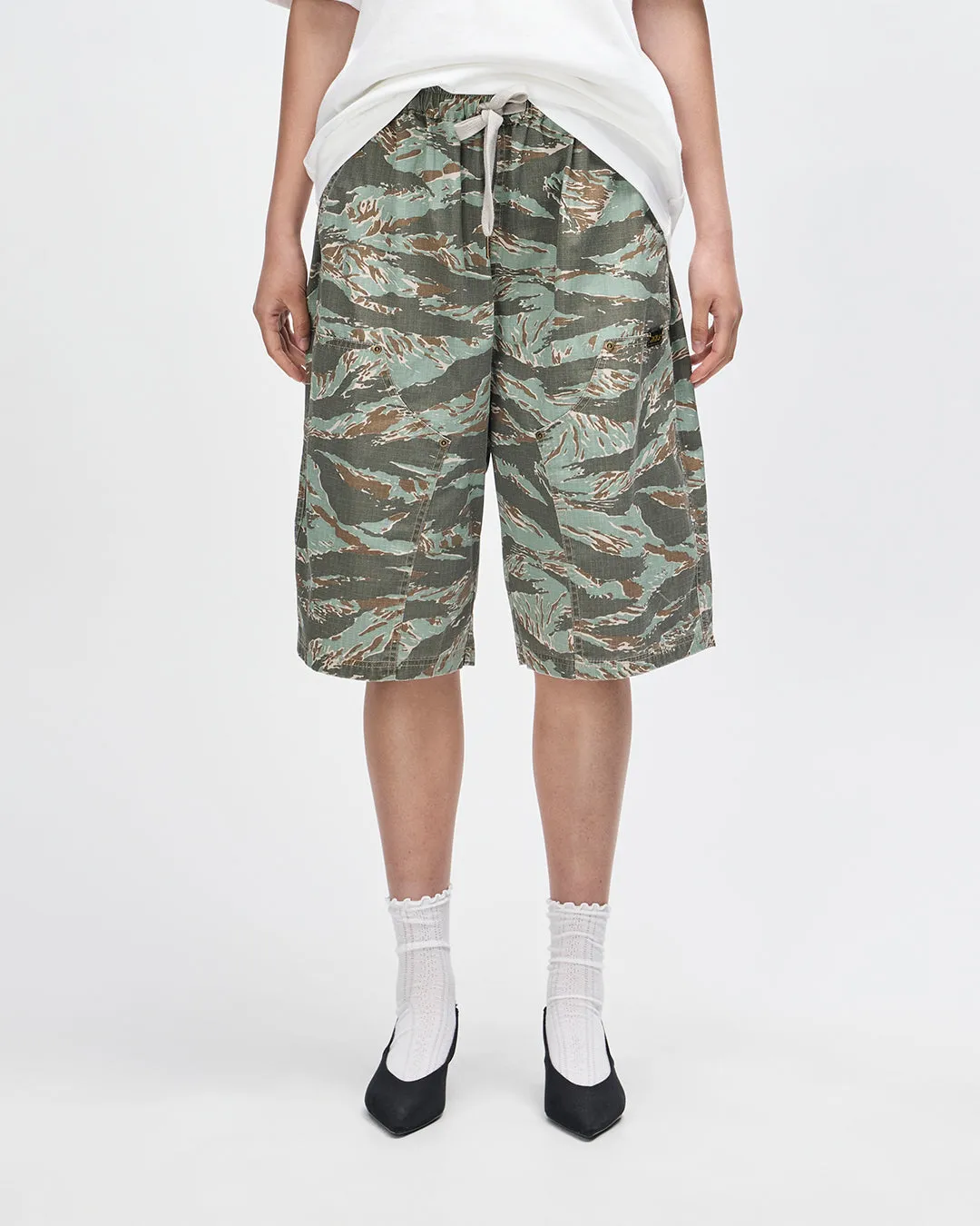 Unforseen Short - Ground Cover Green sold by Deus Ex Machina product image thumbnail 2