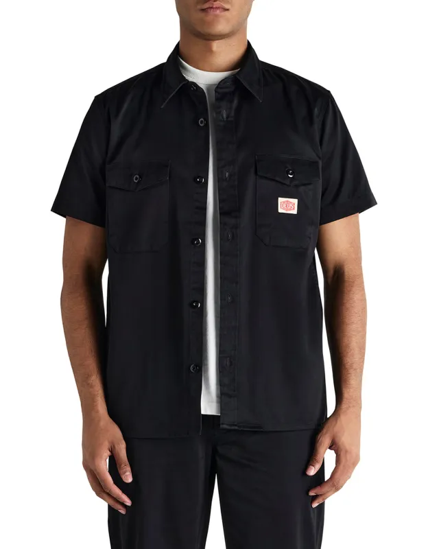 Service Ss Shirt - Black made by Deus Ex Machina