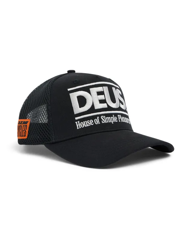 Podium Trucker - Black sold by Deus Ex Machina