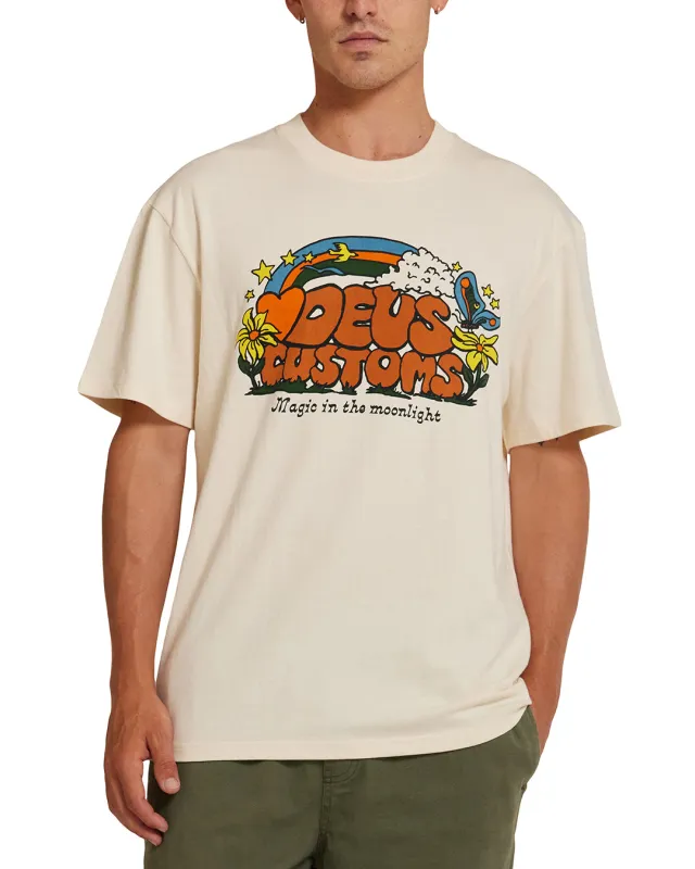 Connection Tee - Dirty White sold by Deus Ex Machina