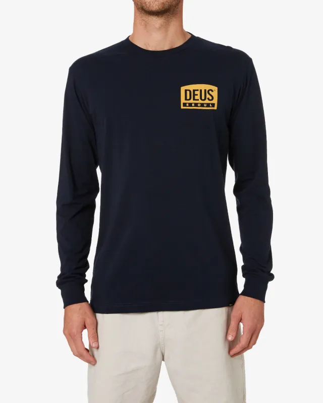 Daft Steady Long Sleeve Tee - Navy made by Deus Ex Machina