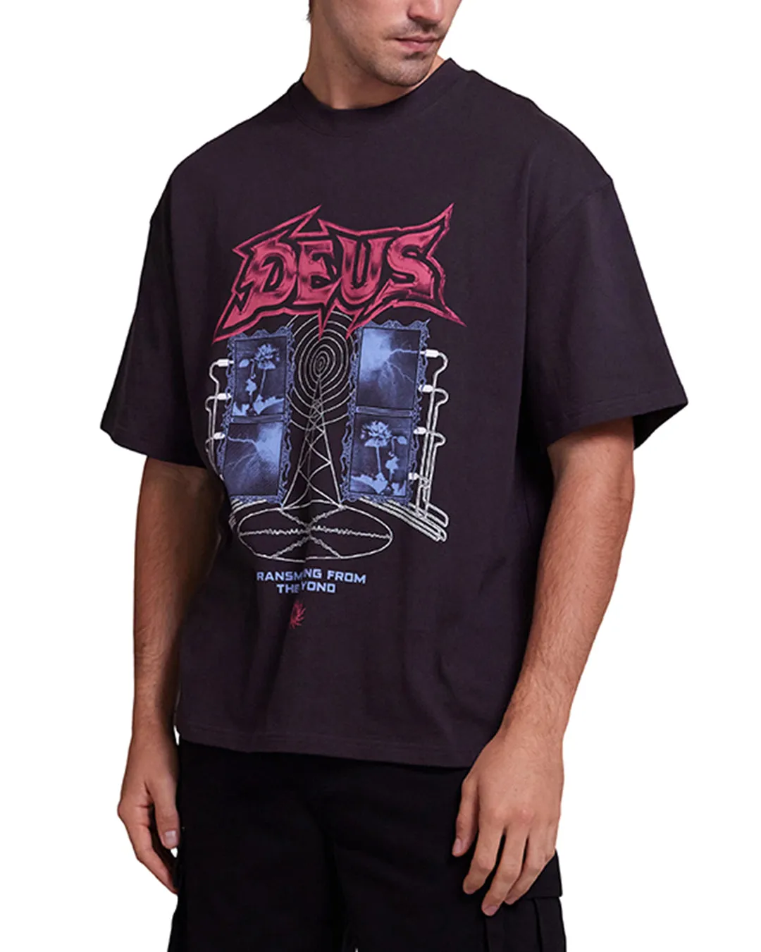 Transmission Tee - Anthracite sold by Deus Ex Machina