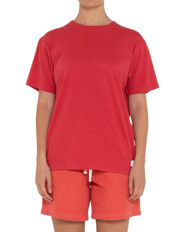 Ebi Tee - Cranberry sold by Deus Ex Machina