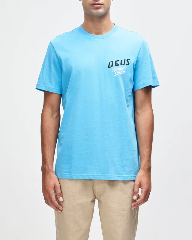 Dogleg Tee - Bonnie Blue made by Deus Ex Machina