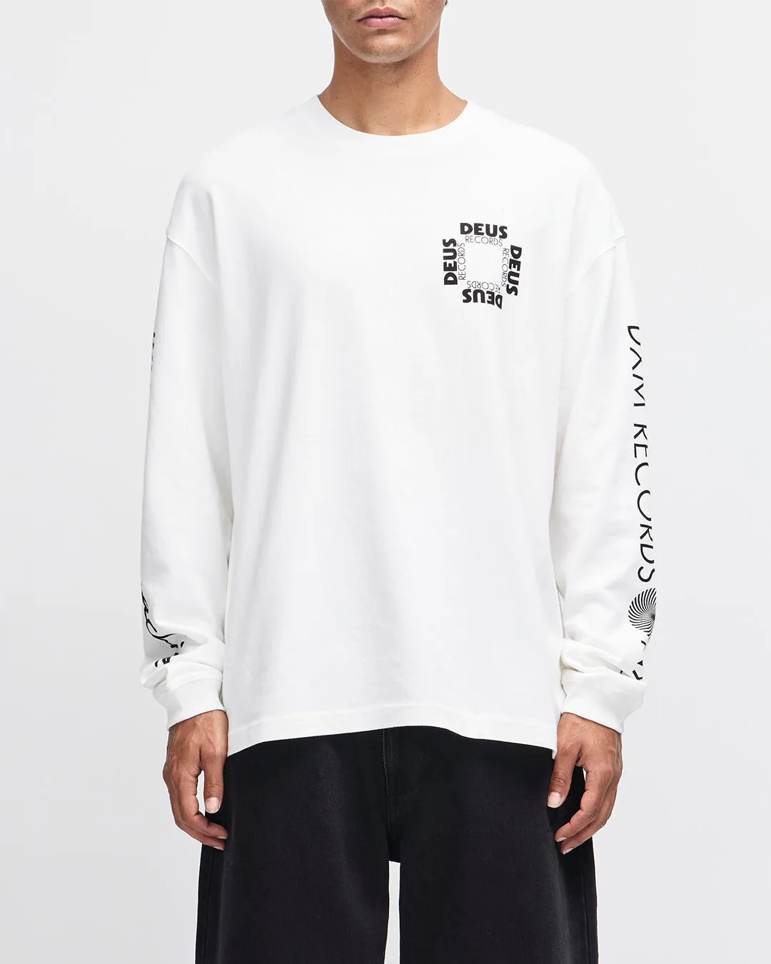 Defacto Ls Tee - Vintage White sold by Deus Ex Machina product image thumbnail 2