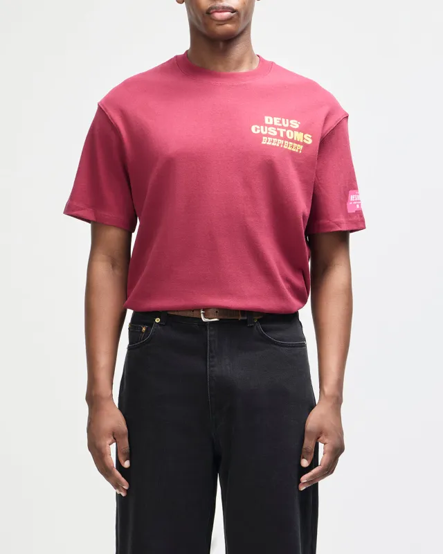 Bloomers Os Tee - Biking Red made by Deus Ex Machina