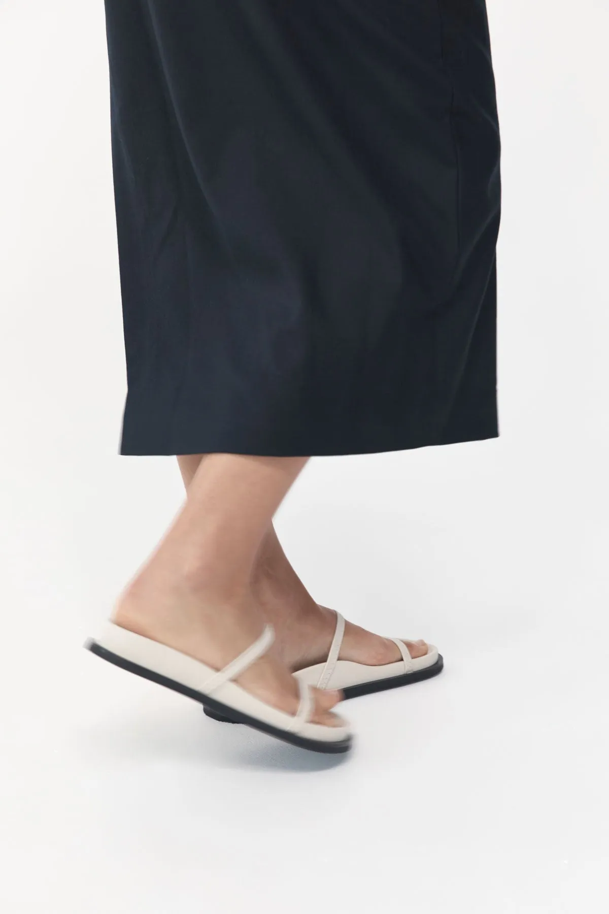 Fine Strap Slide - Cool White sold by St. Agni product image thumbnail 3