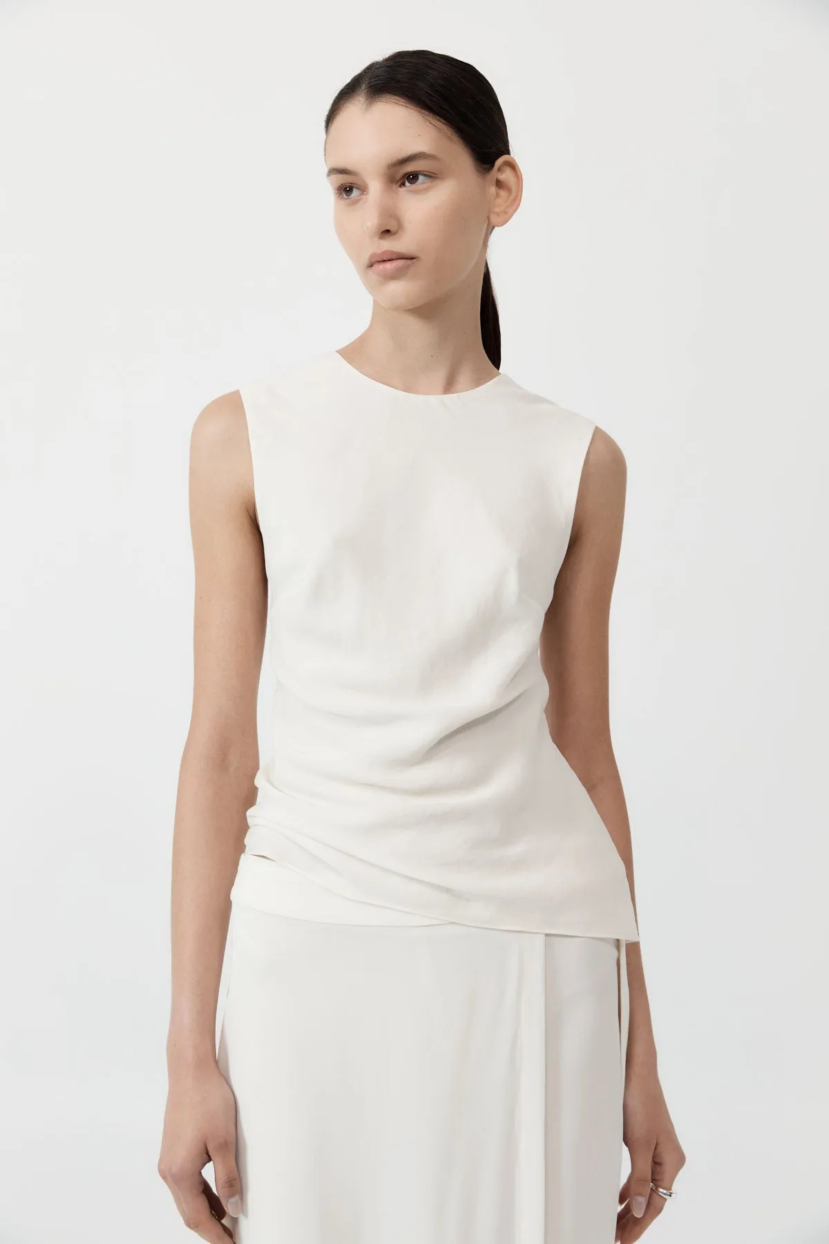 Rouleau Tie Top - Porcelain sold by St. Agni