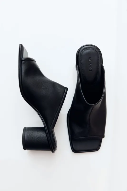 Cylinder Heel - Black sold by St. Agni