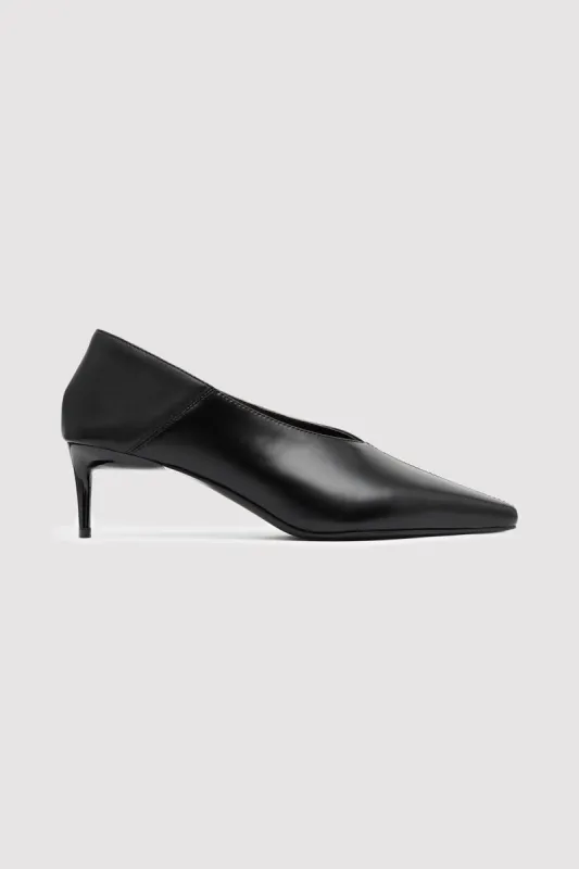 Classic Fold Heel - Black made by St. Agni