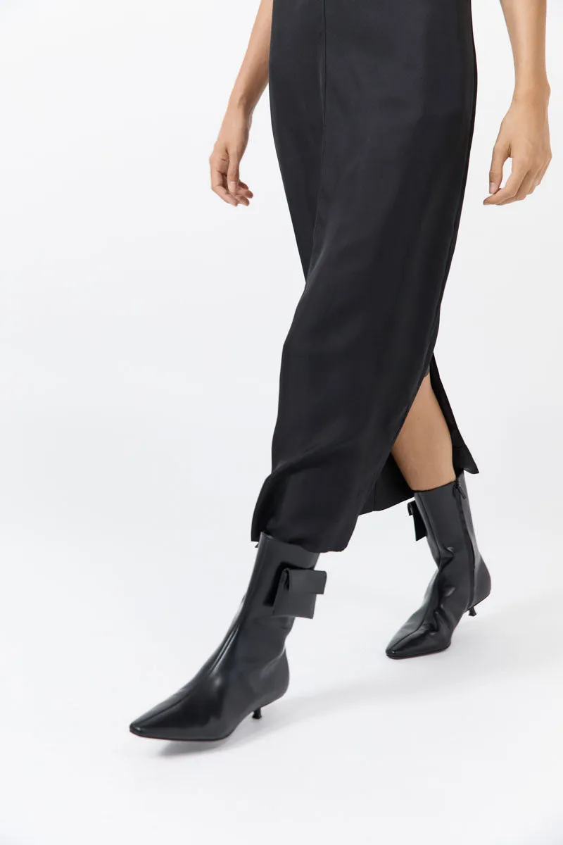 Petit Pouch Boot - Black sold by St. Agni product image thumbnail 2