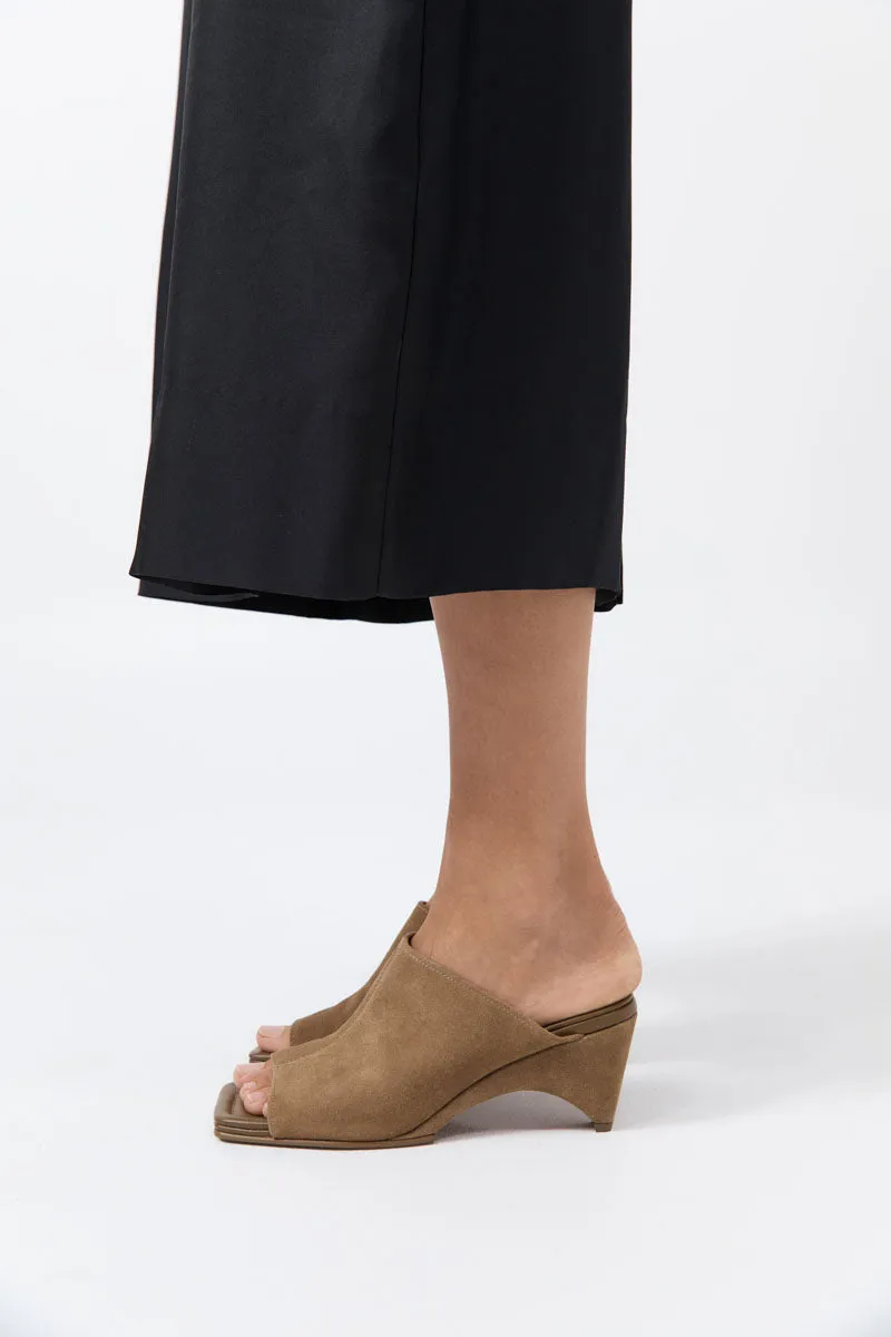 Suede Arc Wedge - Oak sold by St. Agni product image thumbnail 5