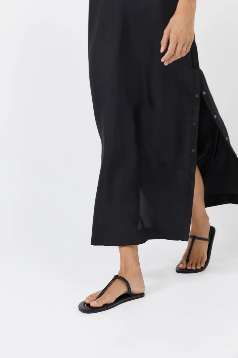 T Slide - Black sold by St. Agni product image thumbnail 4