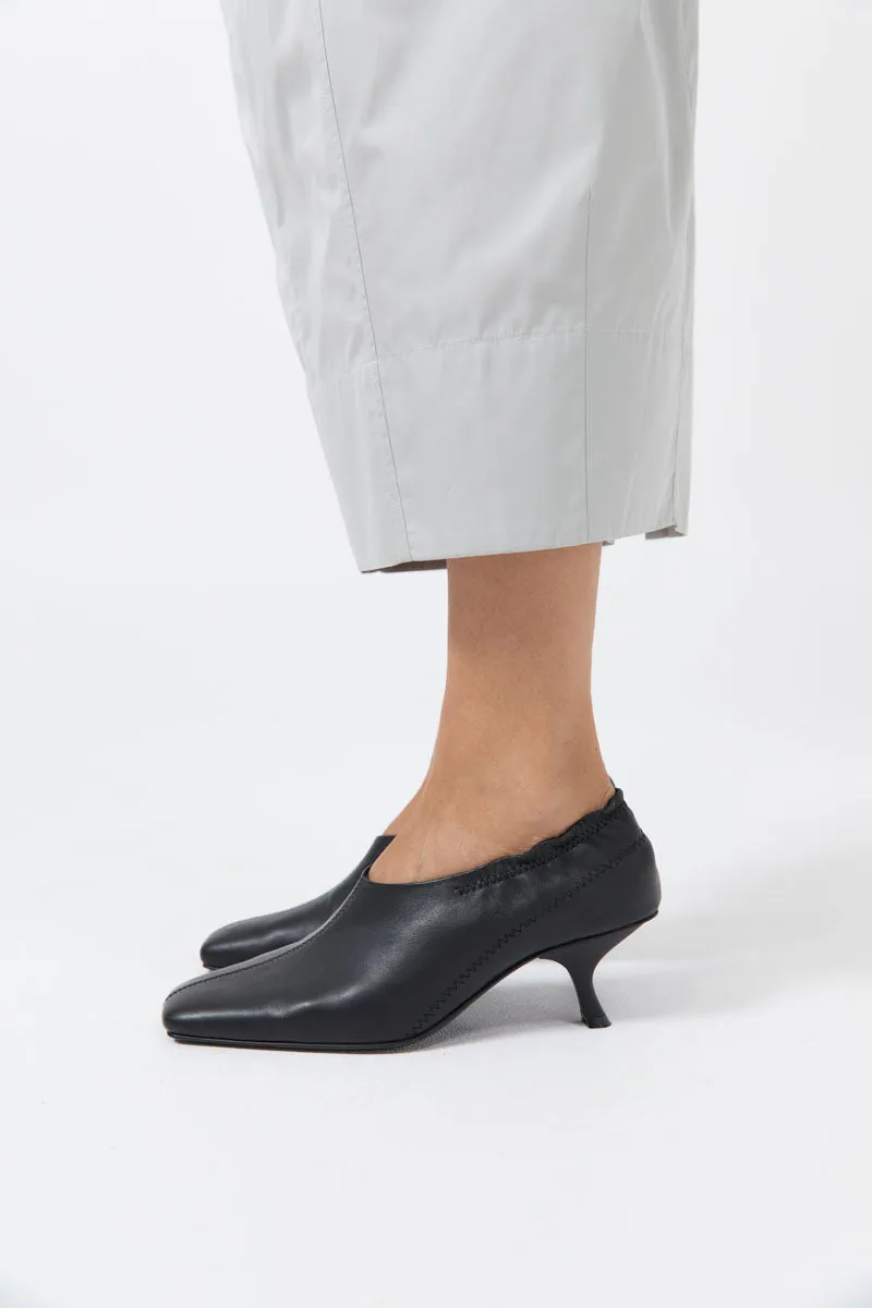 Square Glove Heel - Black sold by St. Agni product image thumbnail 4