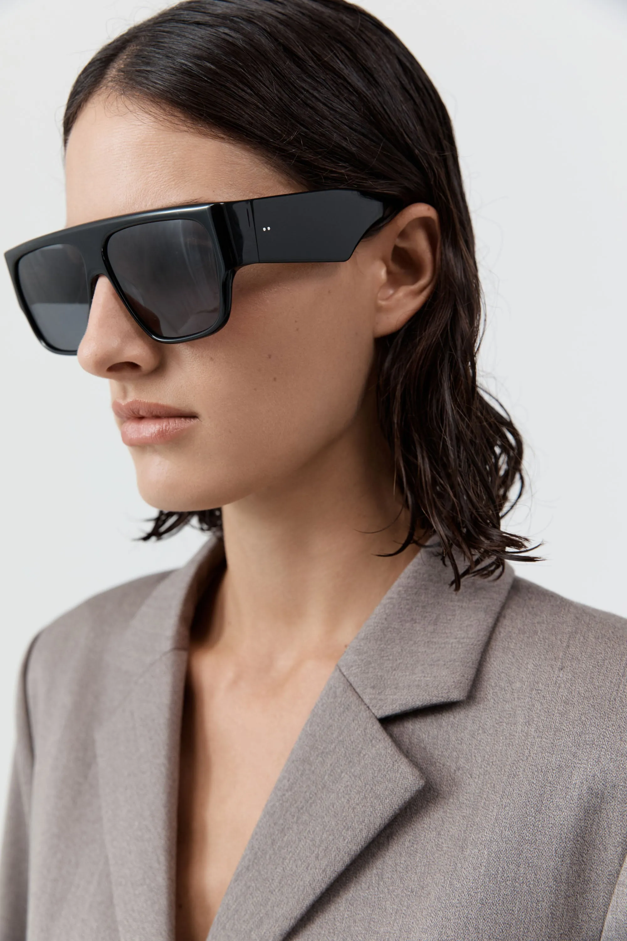 Linea Oversized Sunglasses - Black/Grey sold by St. Agni product image thumbnail 2