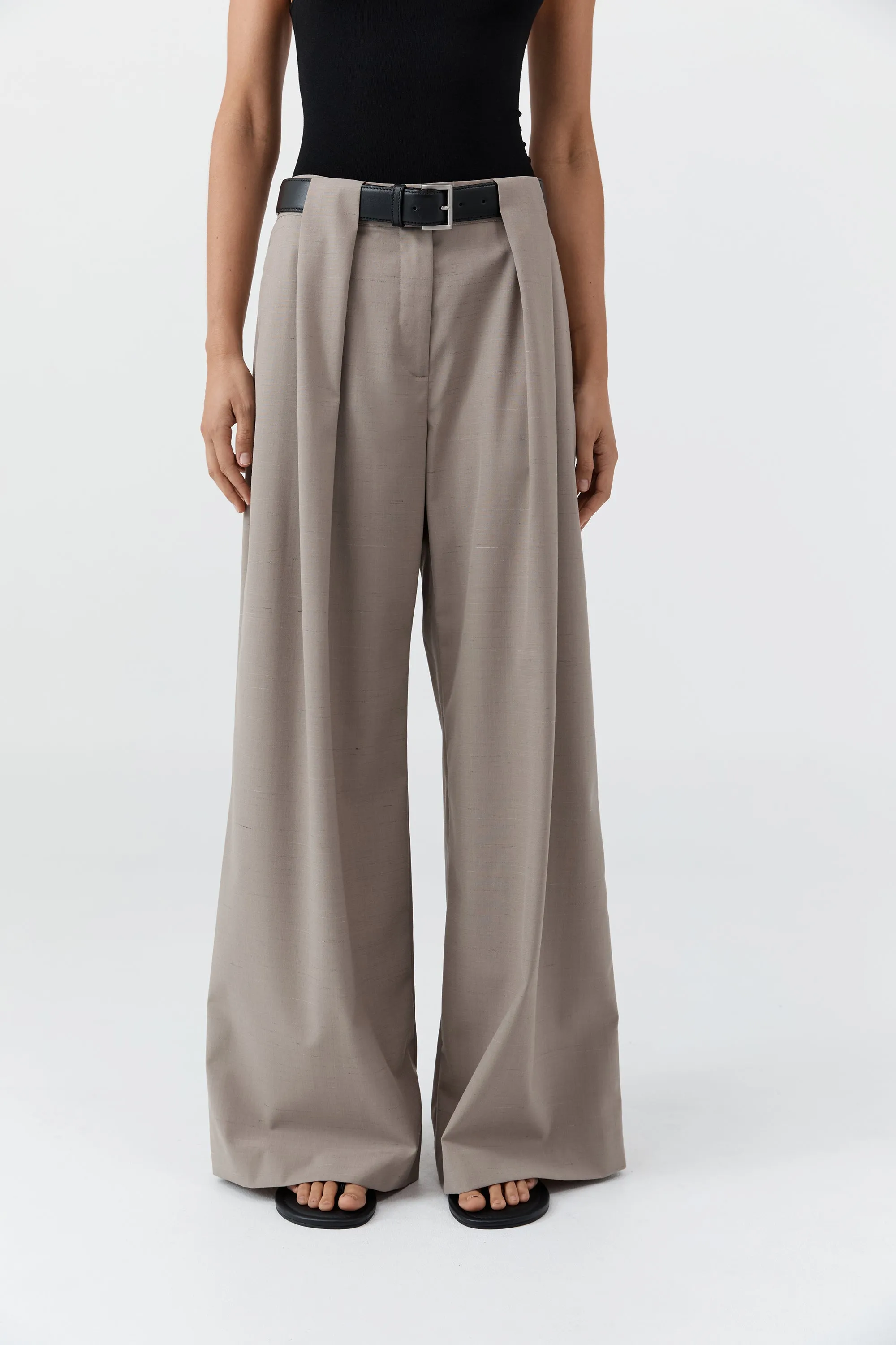 Pleat Loop Pants - Mousse sold by St. Agni product image thumbnail 2