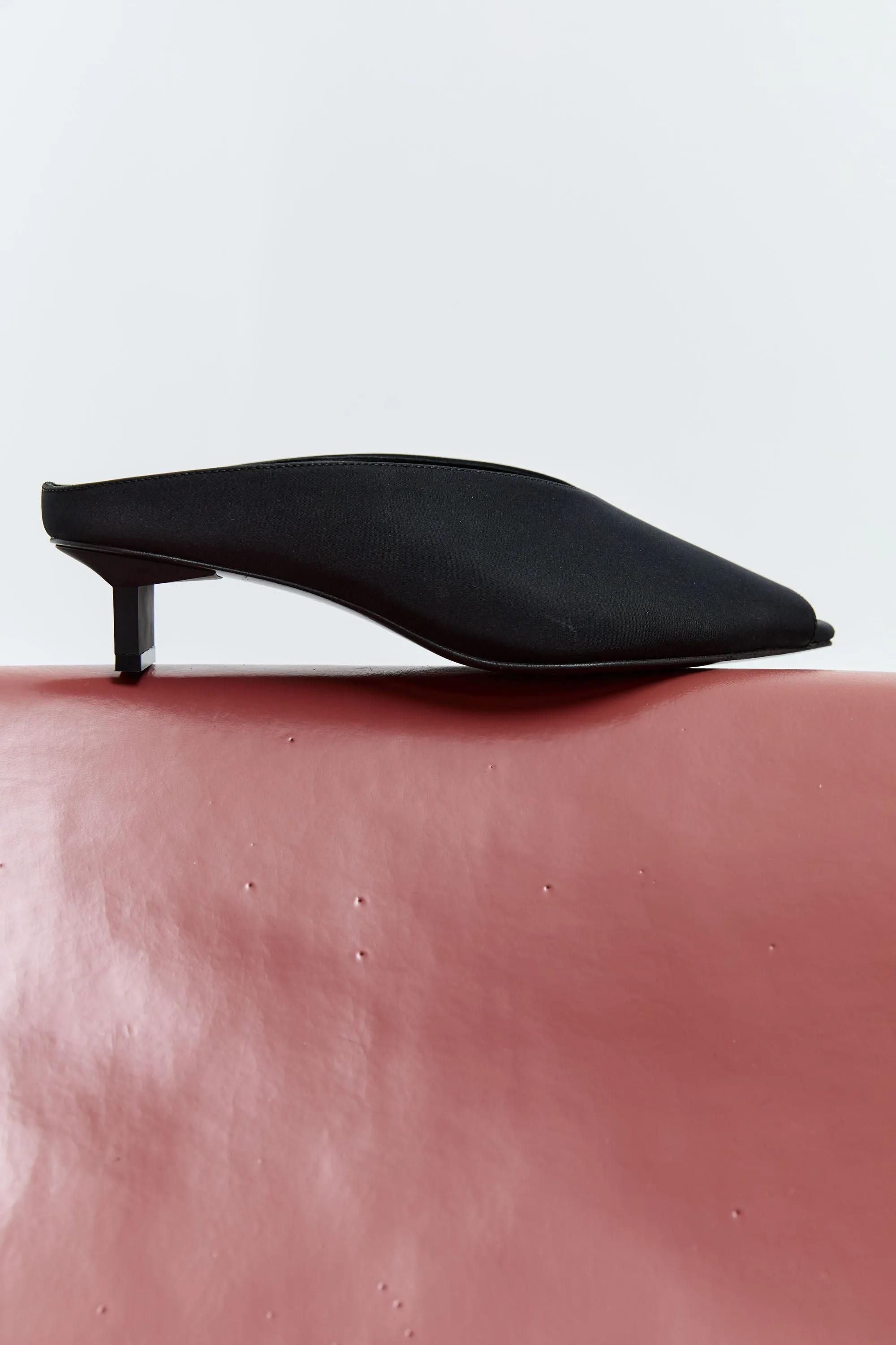 Linea Heel - Black sold by St. Agni product image thumbnail 5