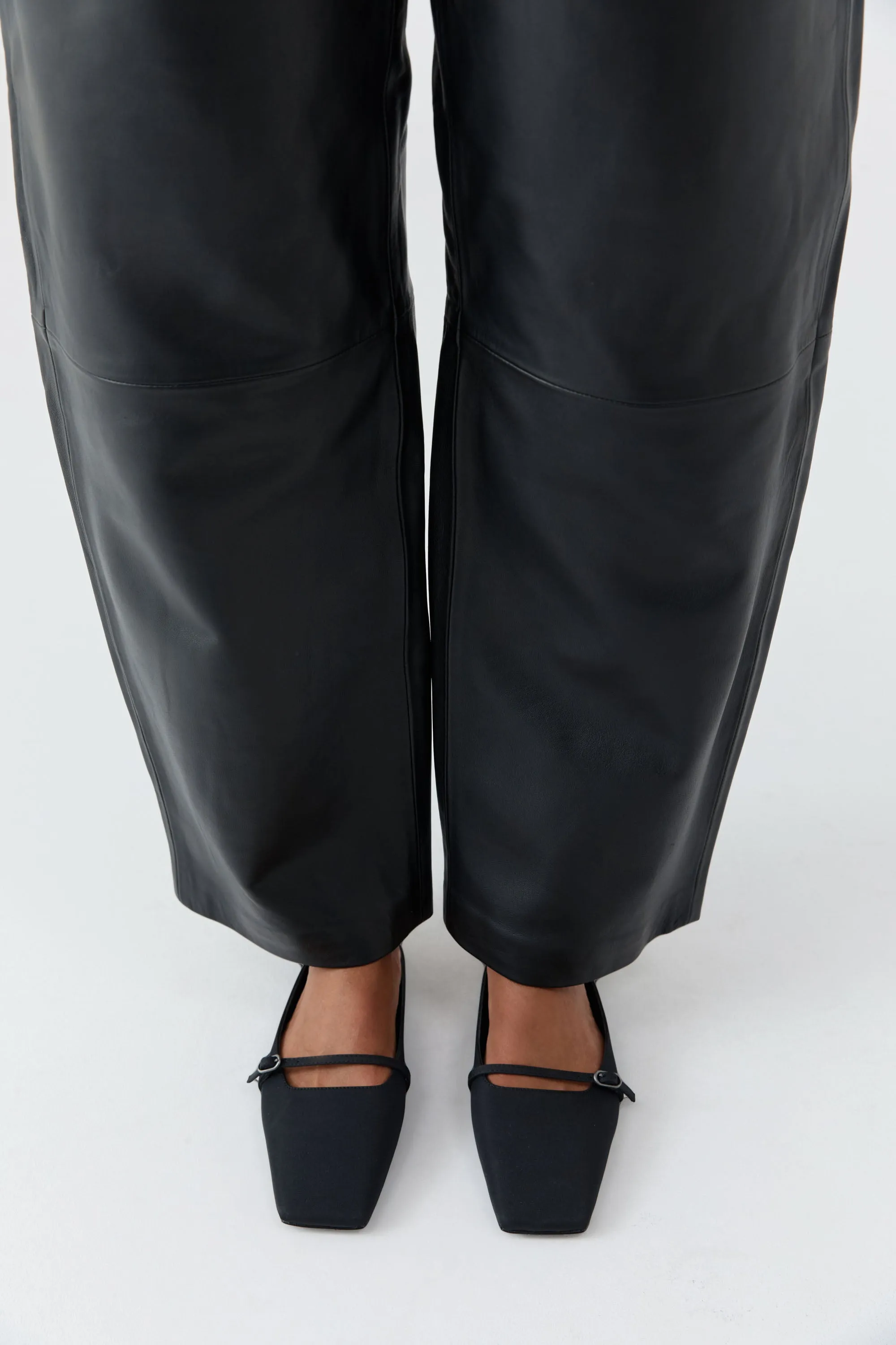 Plié Flat - Black sold by St. Agni product image thumbnail 3