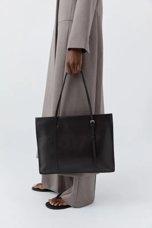 90s Messenger Tote - Coffee made by St. Agni