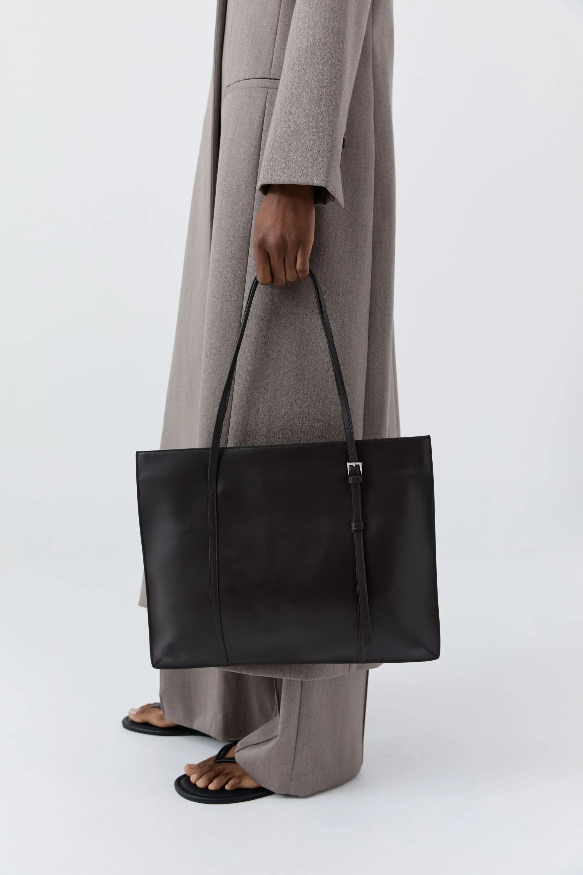 90s Messenger Tote - Coffee sold by St. Agni