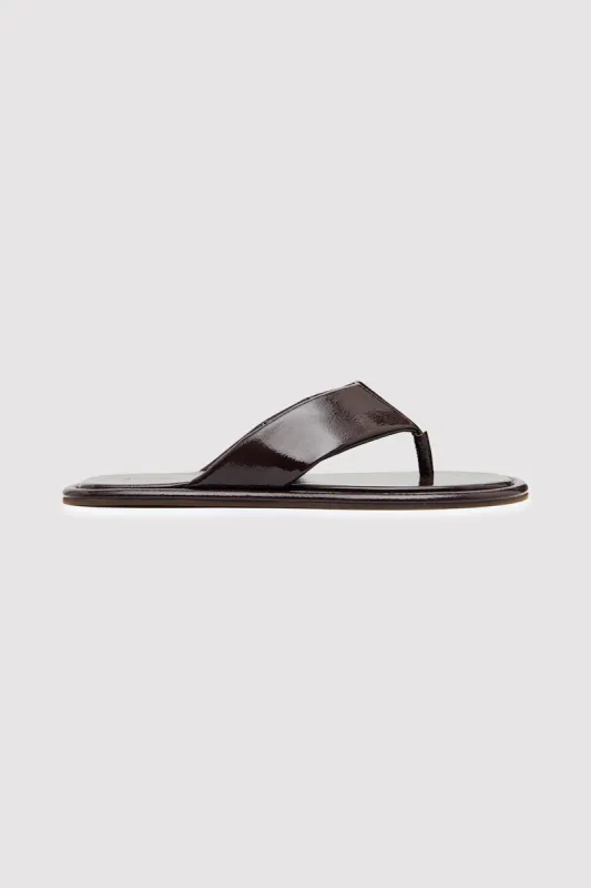 Soft Thong Slide - Patent
Port sold by St. Agni