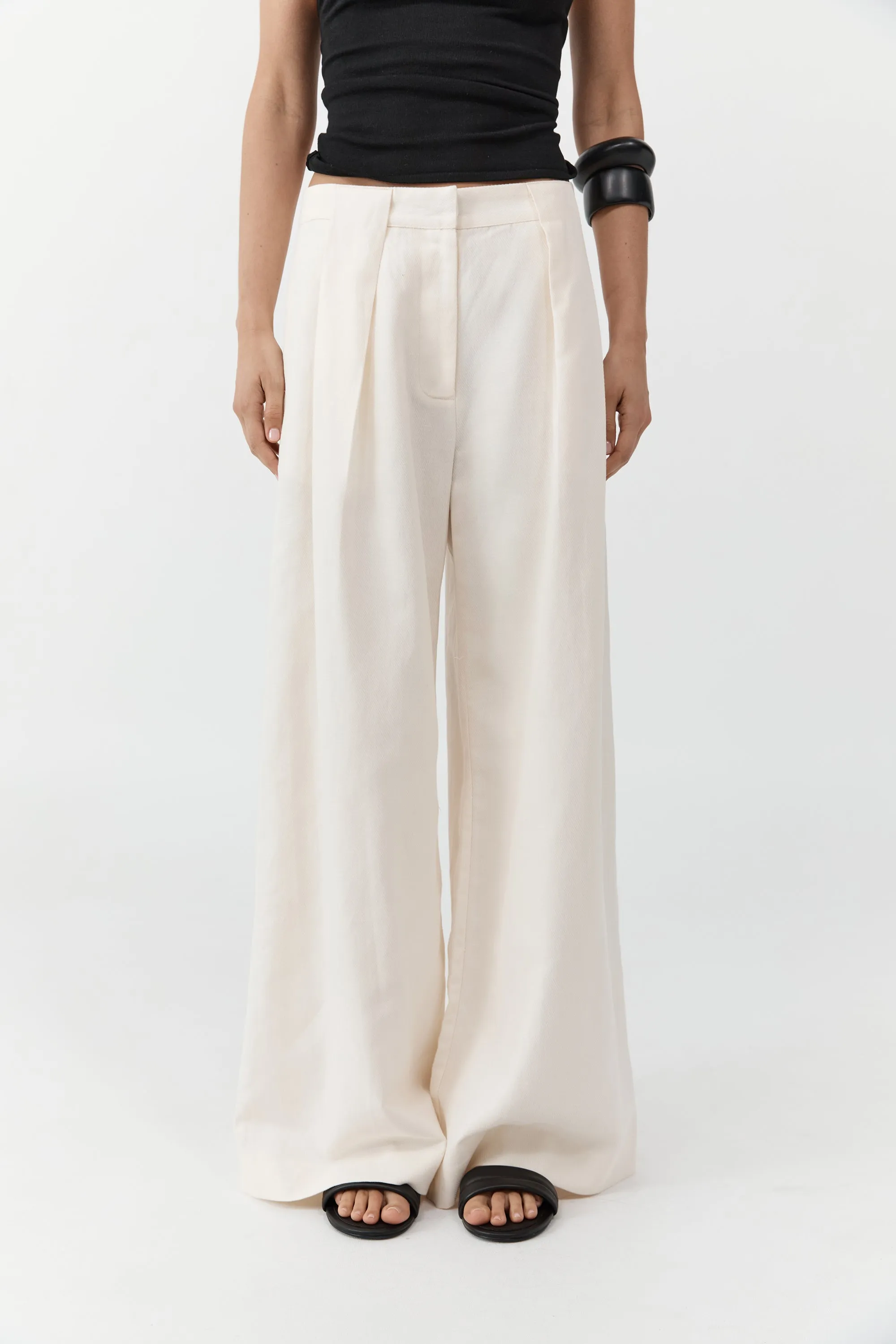 Pleat Loop Pants - Ivory sold by St. Agni product image thumbnail 2