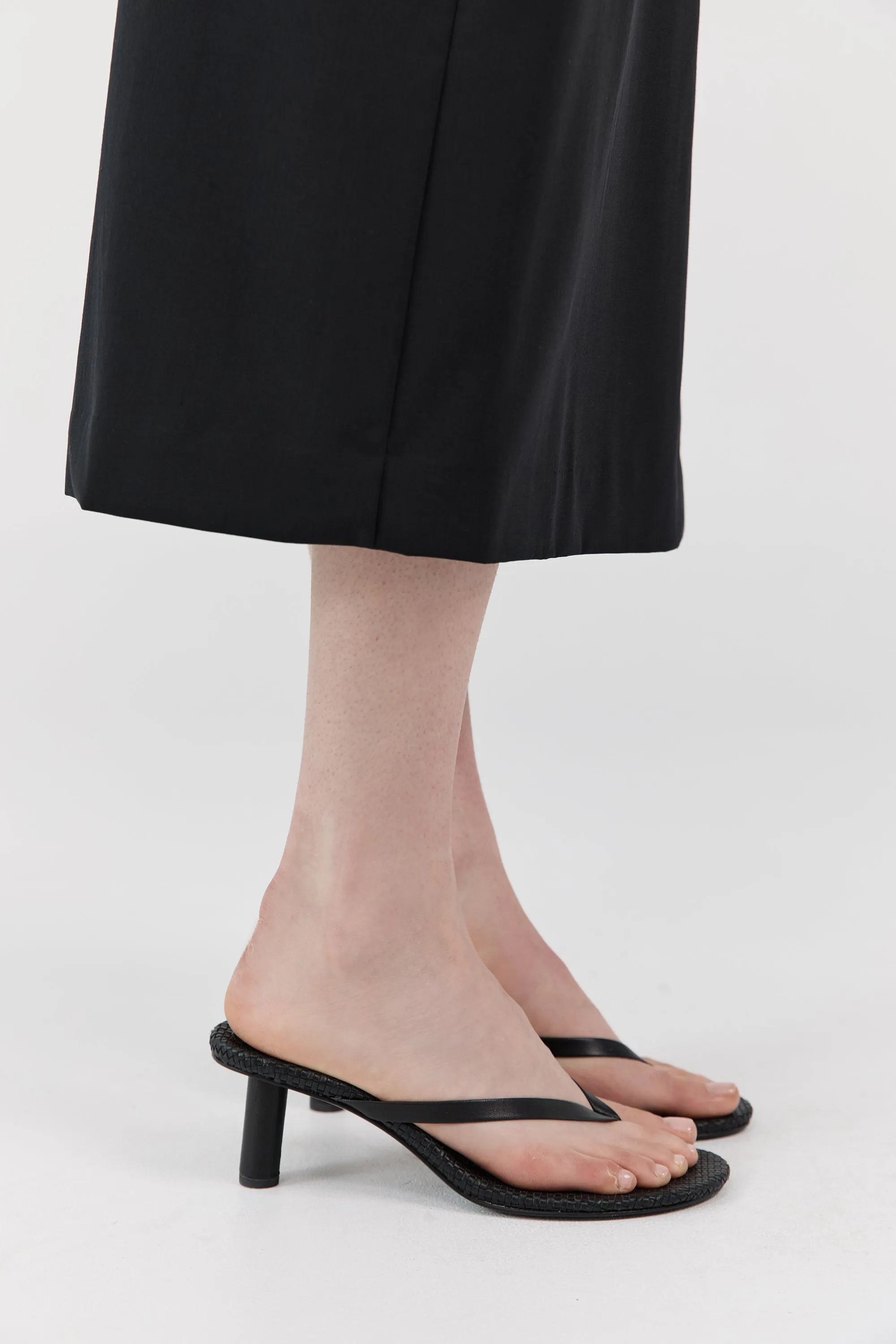 Woven Thong Heel - Black sold by St. Agni product image thumbnail 3