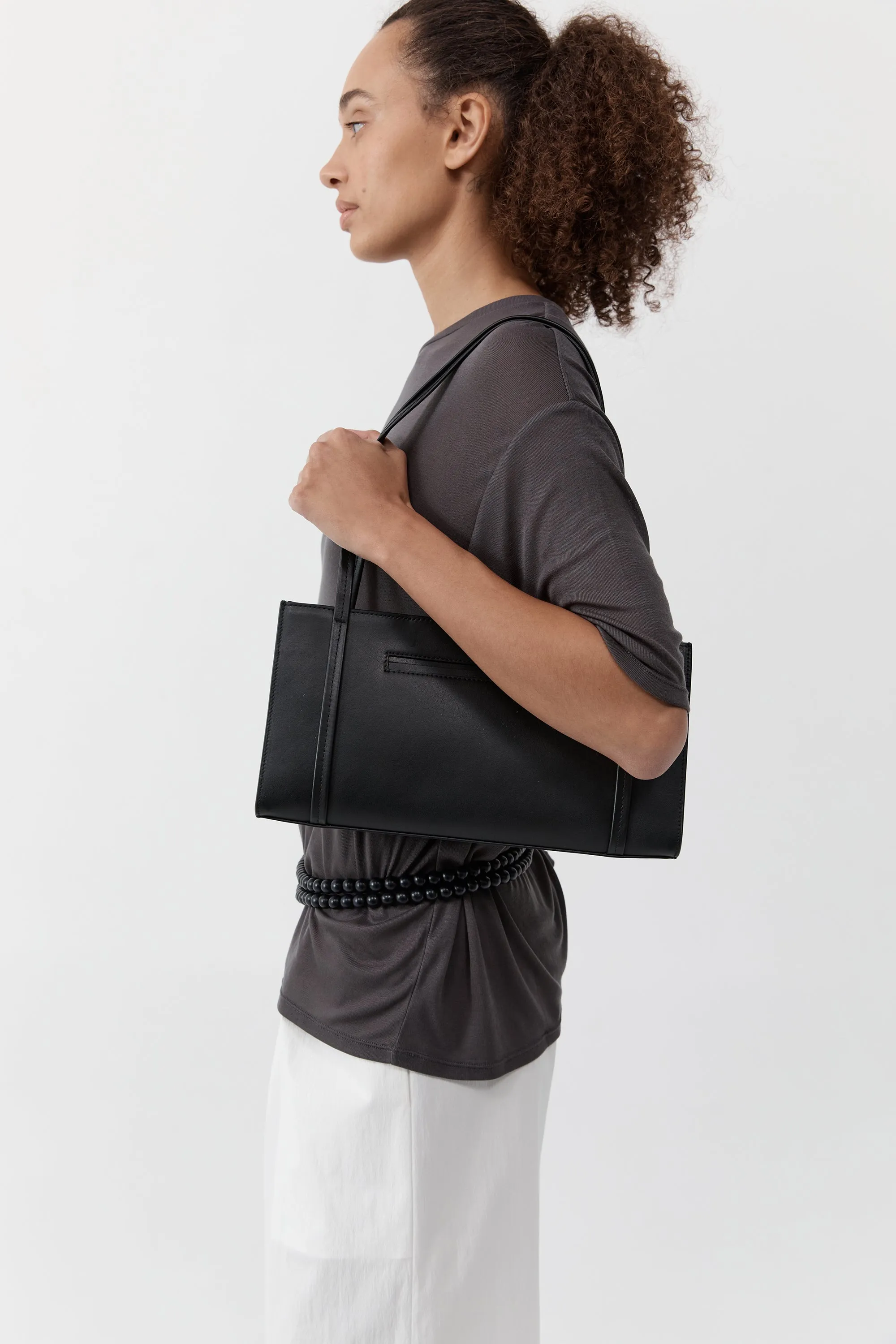 Minimal Pocket Bag - Black sold by St. Agni product image thumbnail 2