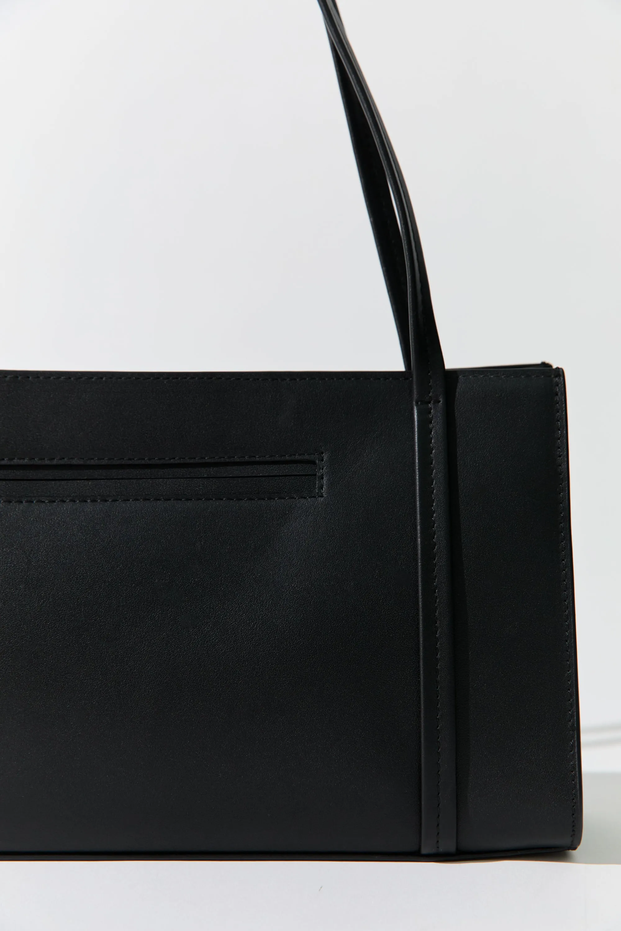 Minimal Pocket Bag - Black sold by St. Agni product image thumbnail 4