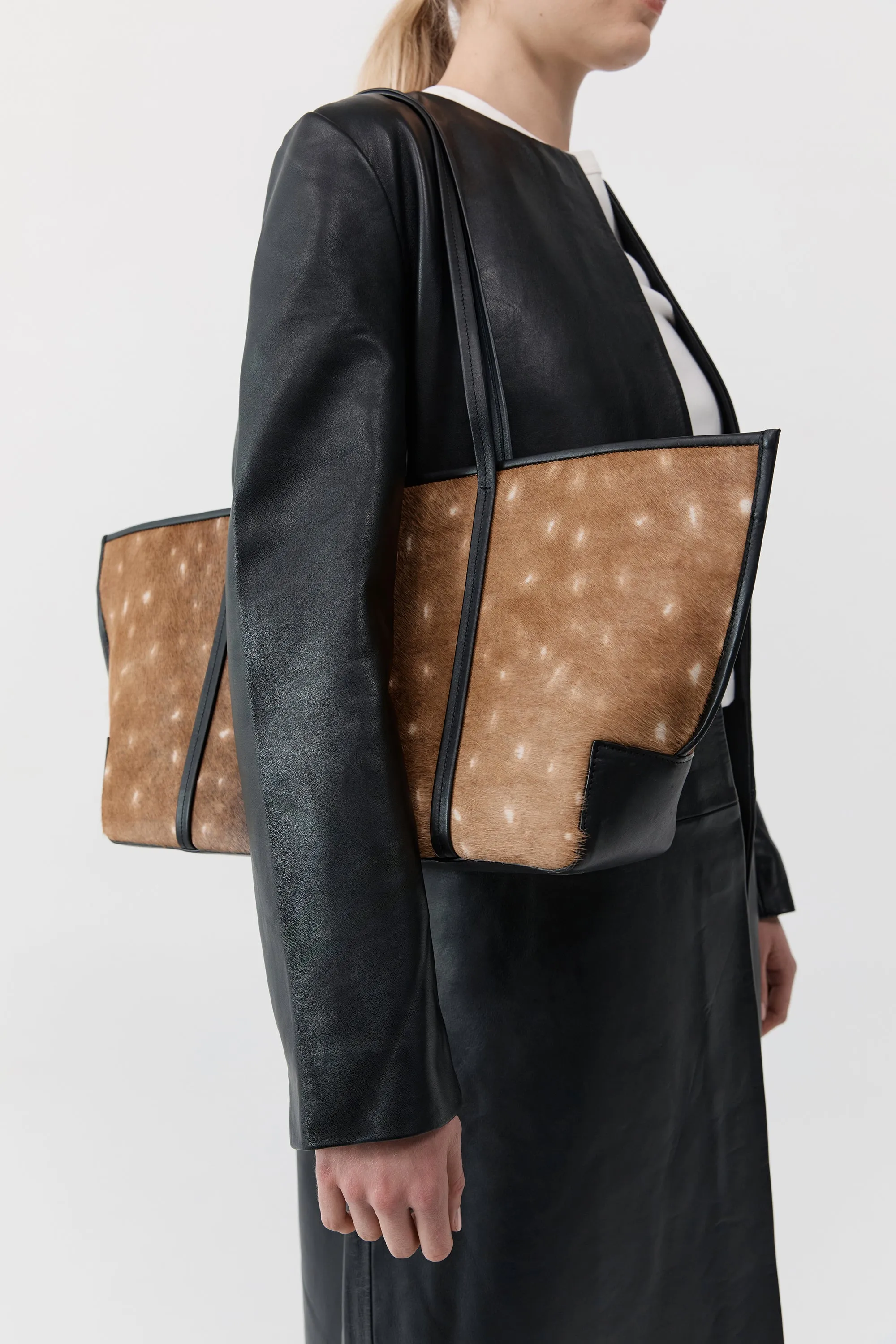 Fawn Bateau Tote - Almond sold by St. Agni product image thumbnail 5