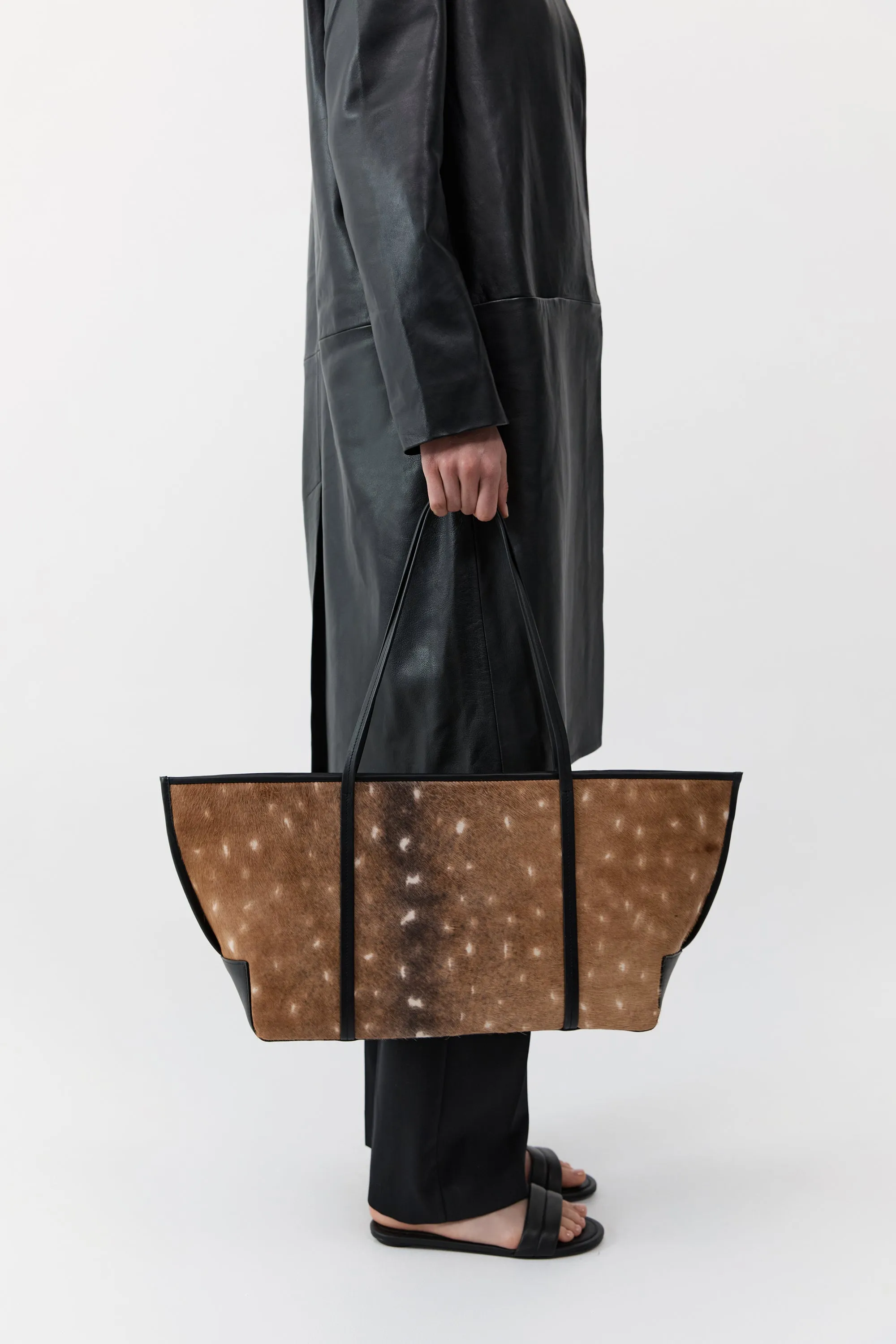 Fawn Bateau Tote - Almond sold by St. Agni product image thumbnail 3